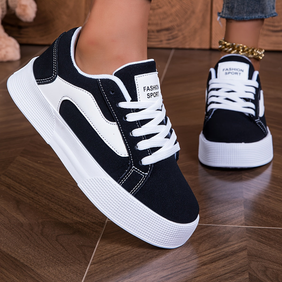 Women's Low-Top Colorblock Lace-Up Sneakers Lightweight EVA Sole