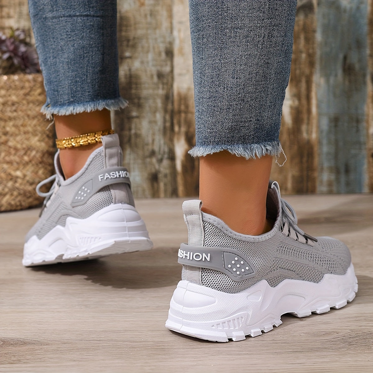 Women's White Mesh Breathable Running Shoes, Lightweight Casual Sneakers