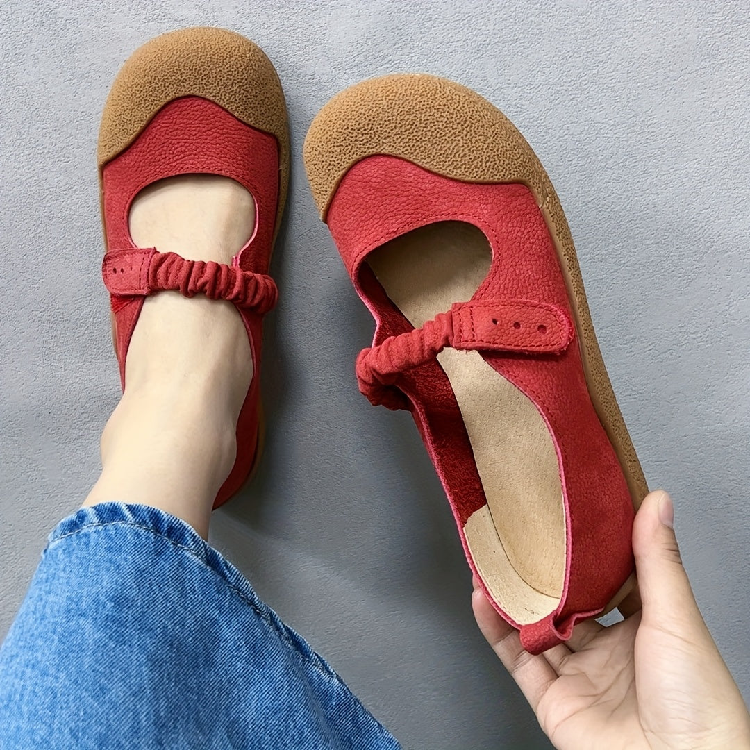 Women's Leather Flat Shoes Soft Sole Beige Slip-On Casual Travel