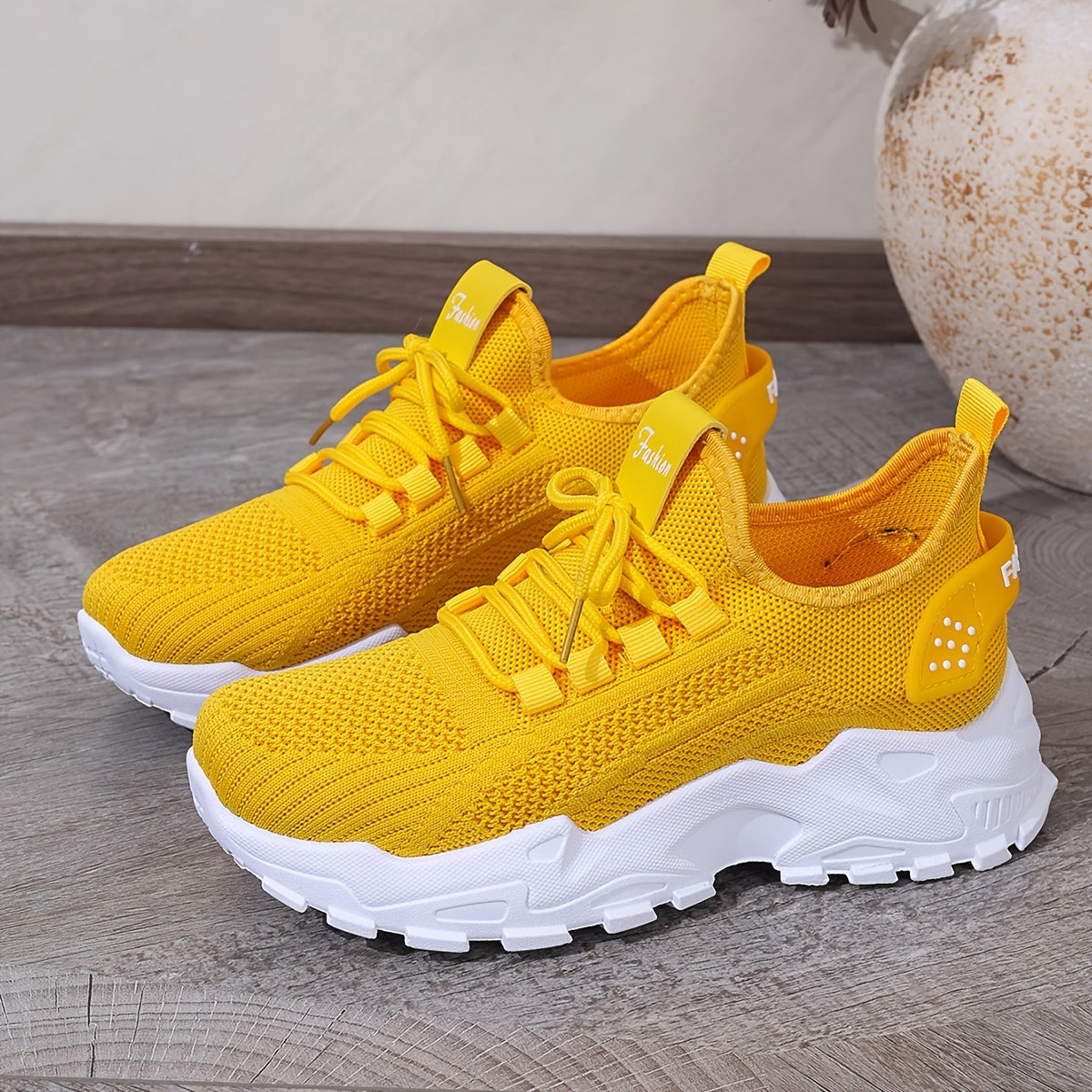 Ladies Casual Shoes Light Soft Sole White Travel Walking Sneakers