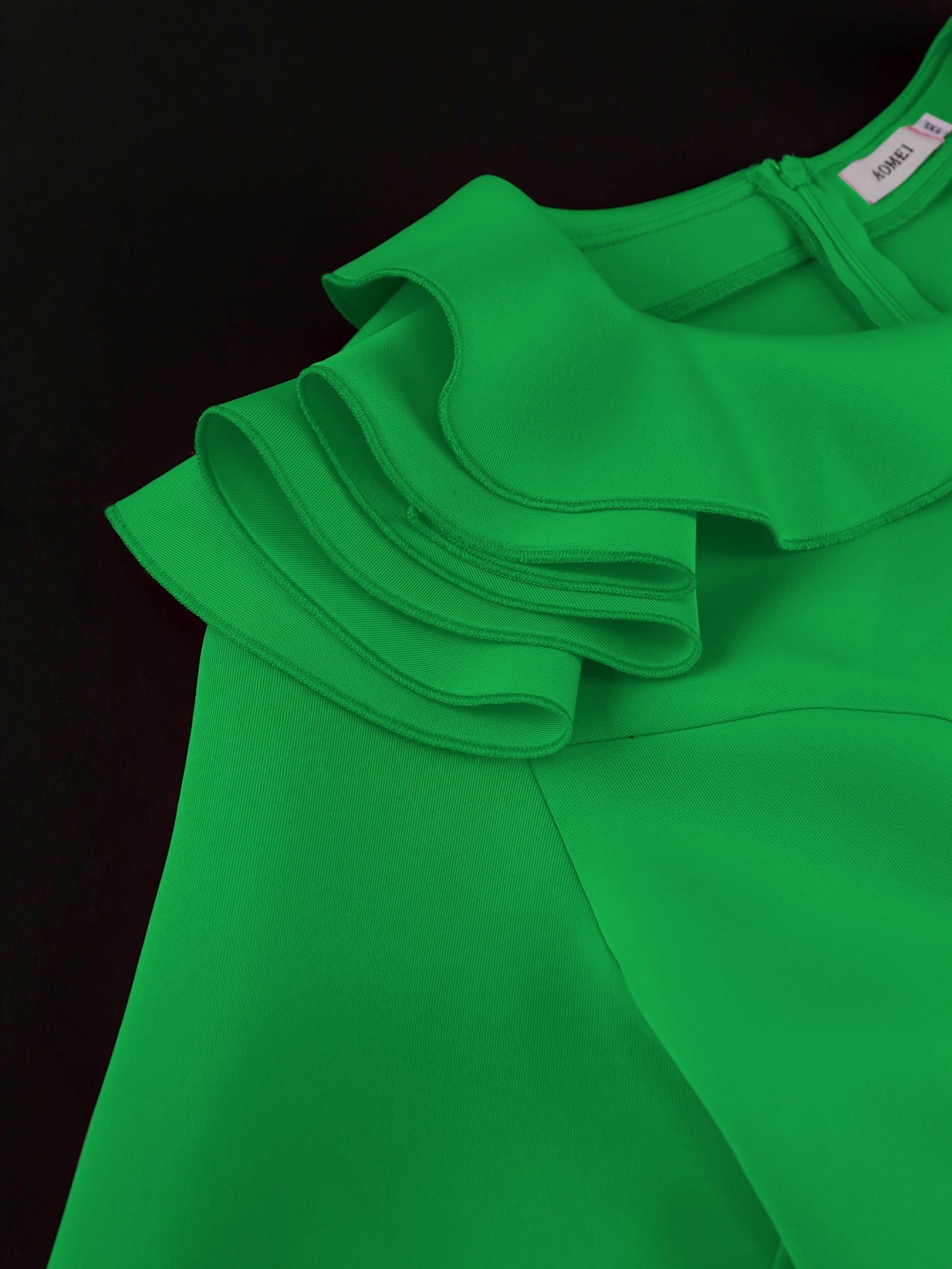 Women Green Faux Button-Up Bodycon Midi Dress with Ruffled Ruffle for Parties