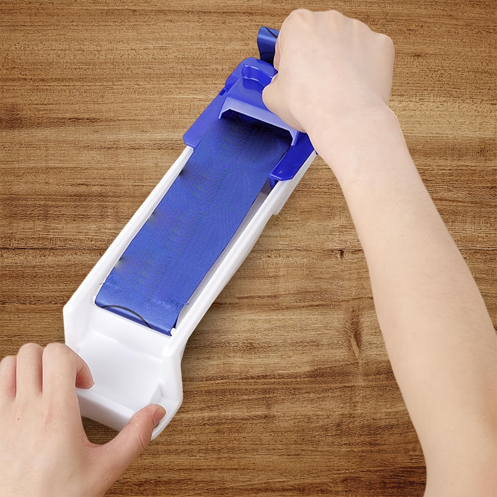 Beginner Sushi Roller with ABS Material for Food Preparation and Vegetables