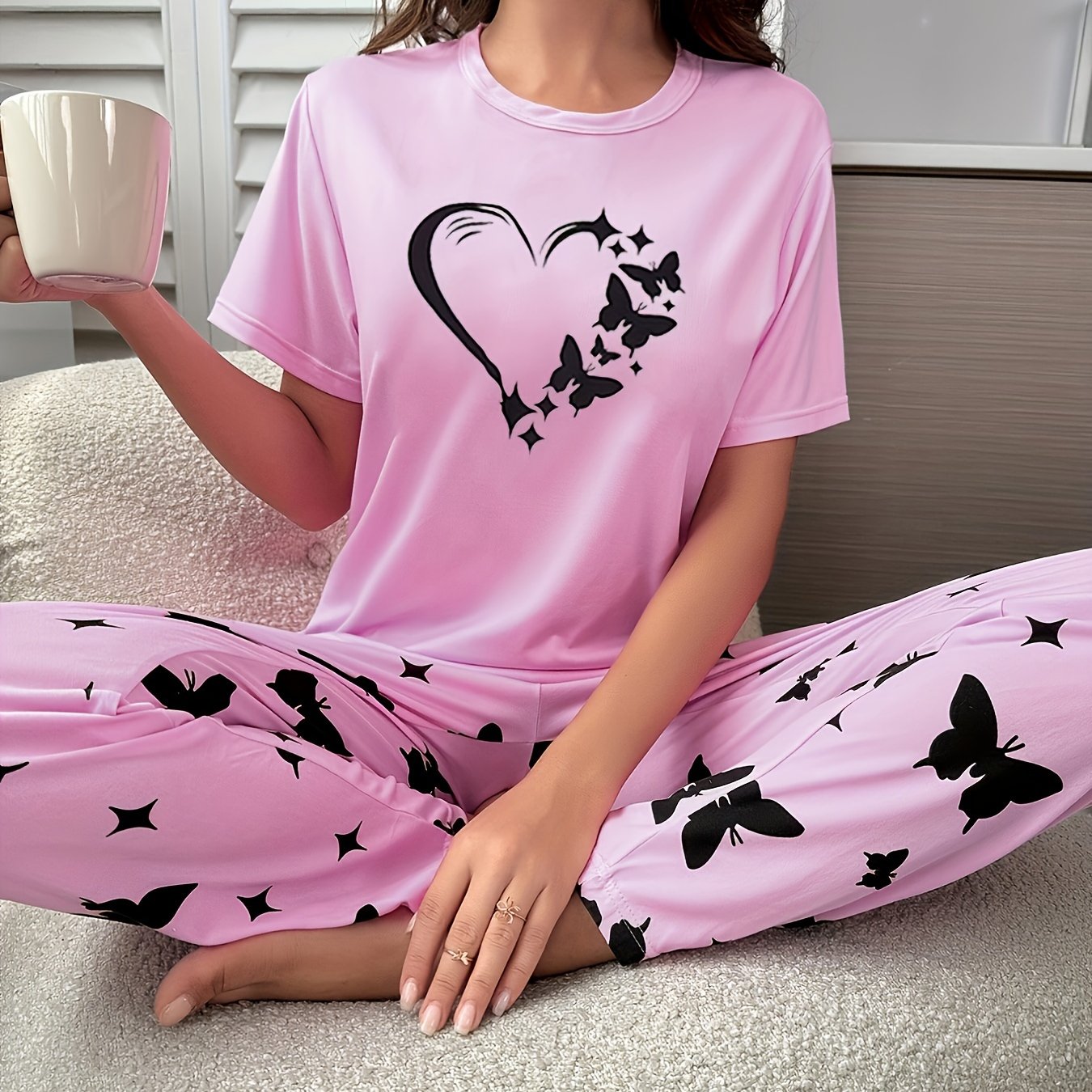 Women's Heart and Butterfly Print Pajama Set Short Sleeve Top Loose Long Pants Lounge Sleepwear