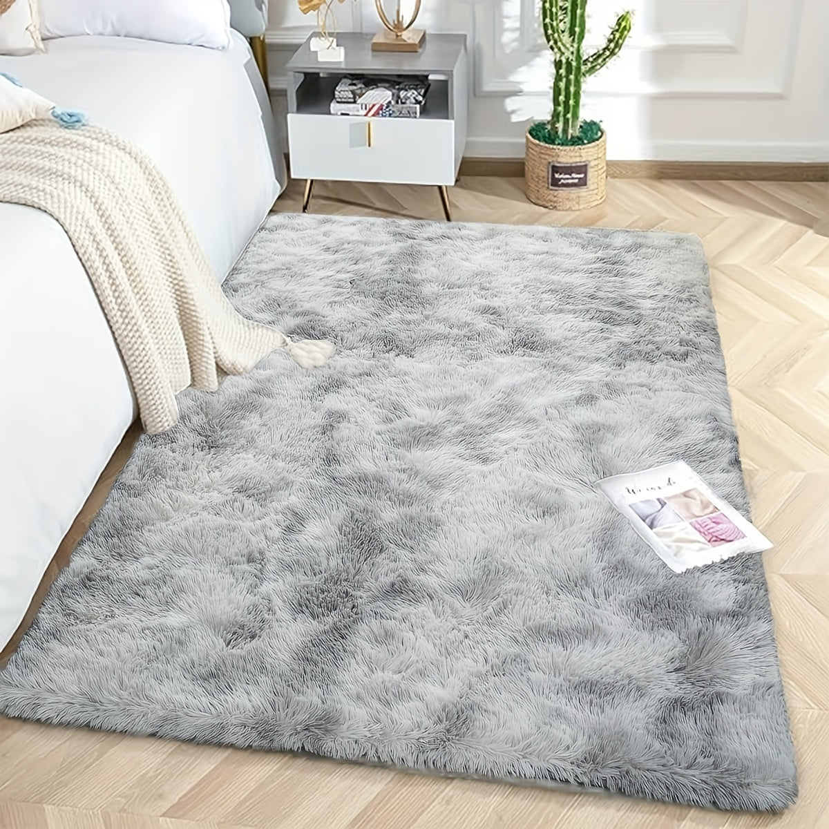 Soft Fluffy Shag Area Rug for Living Room or Bedroom Non-Slip Machine Washable