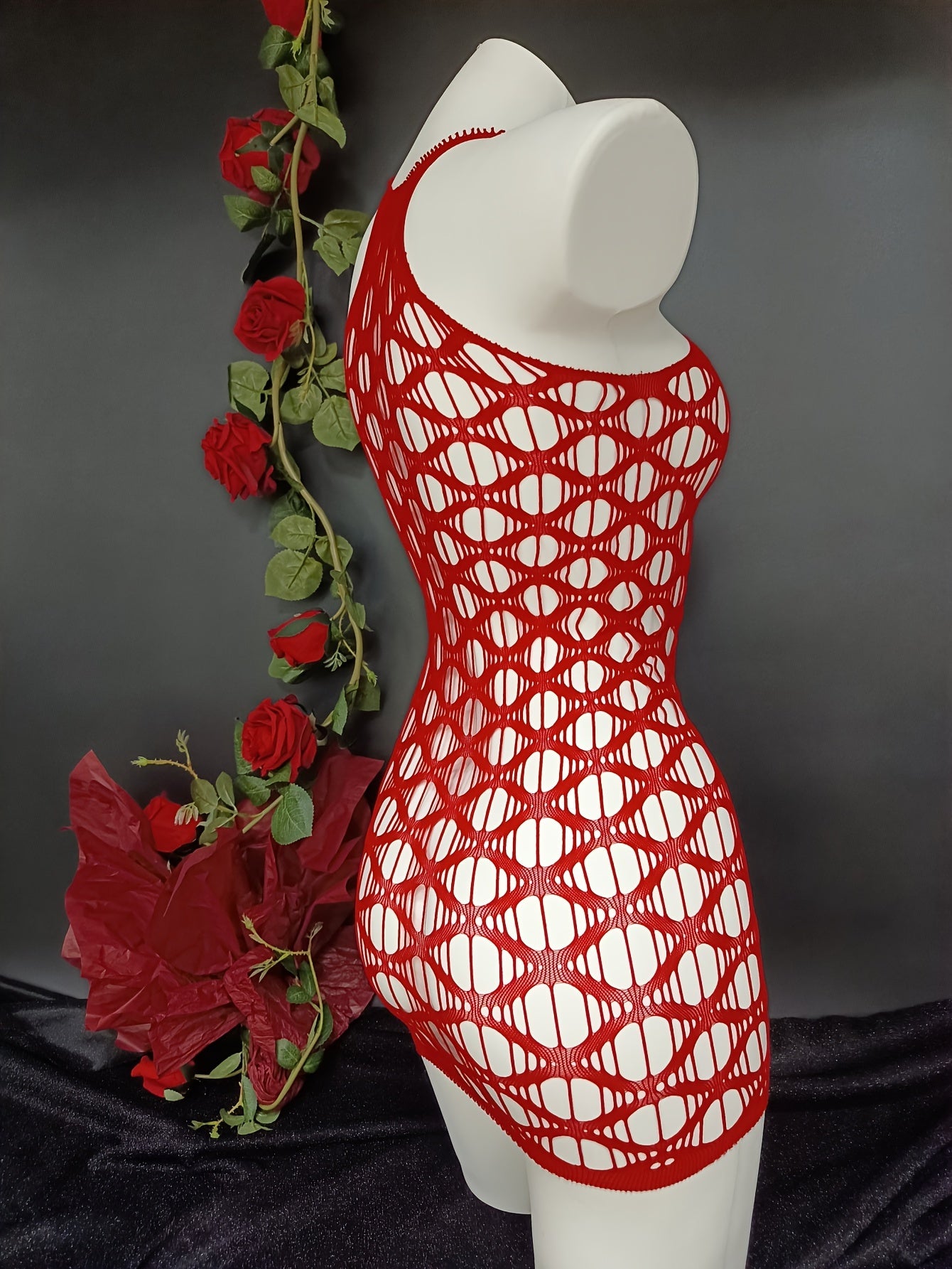 Plus Size Women's Mesh Cutout Vest Breathable Red Plus Size Dress