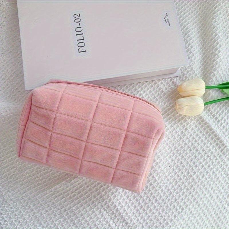 Women’s White Velour Cosmetic Bag Large Capacity for Makeup Brushes and Accessories