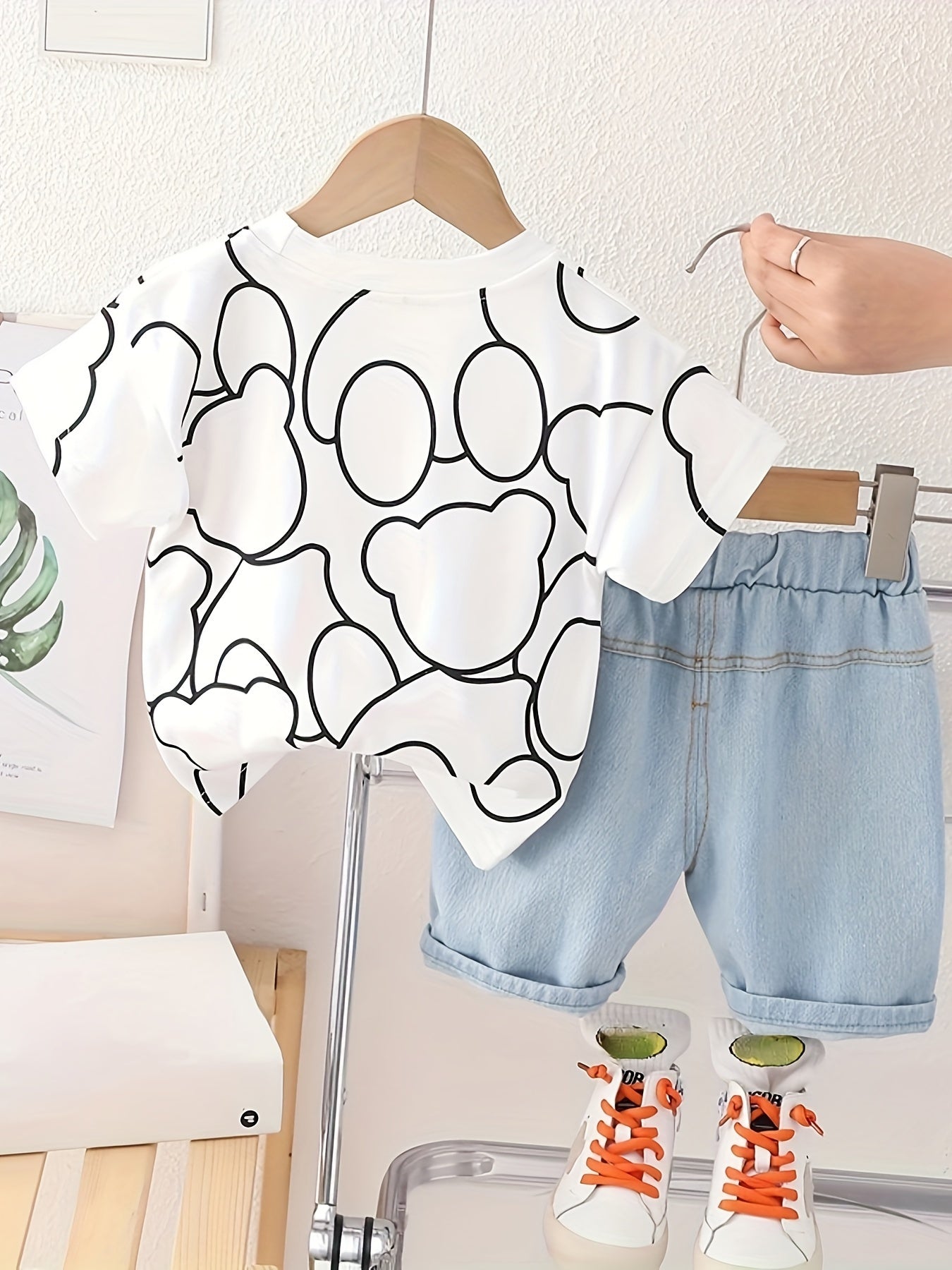 Kids Summer Clothes Set with Cartoon T-Shirt and Shorts for Toddlers Boys and Girls