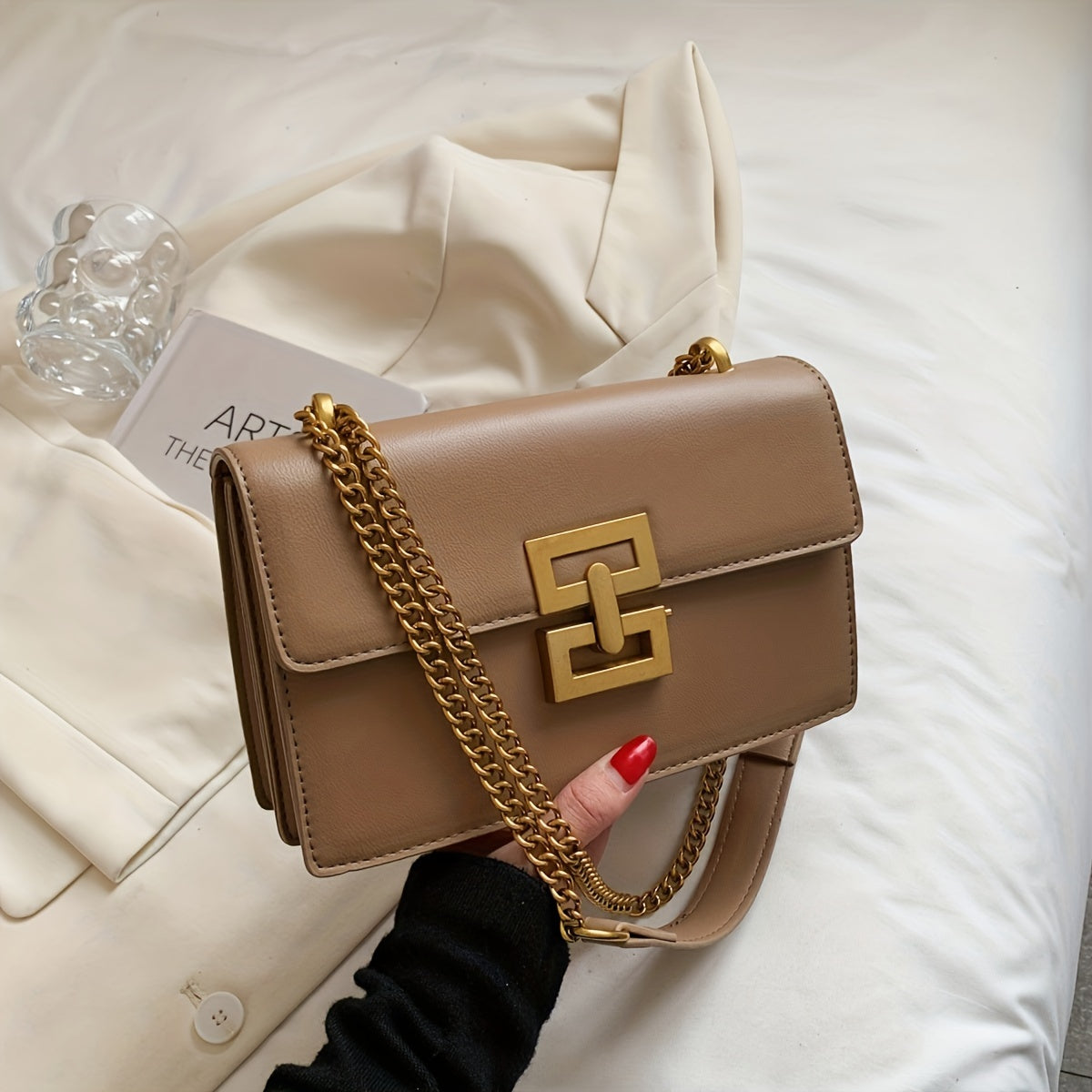 Bolso bandolera cuadrado vintage con cierre de metal en negro marrón caqui