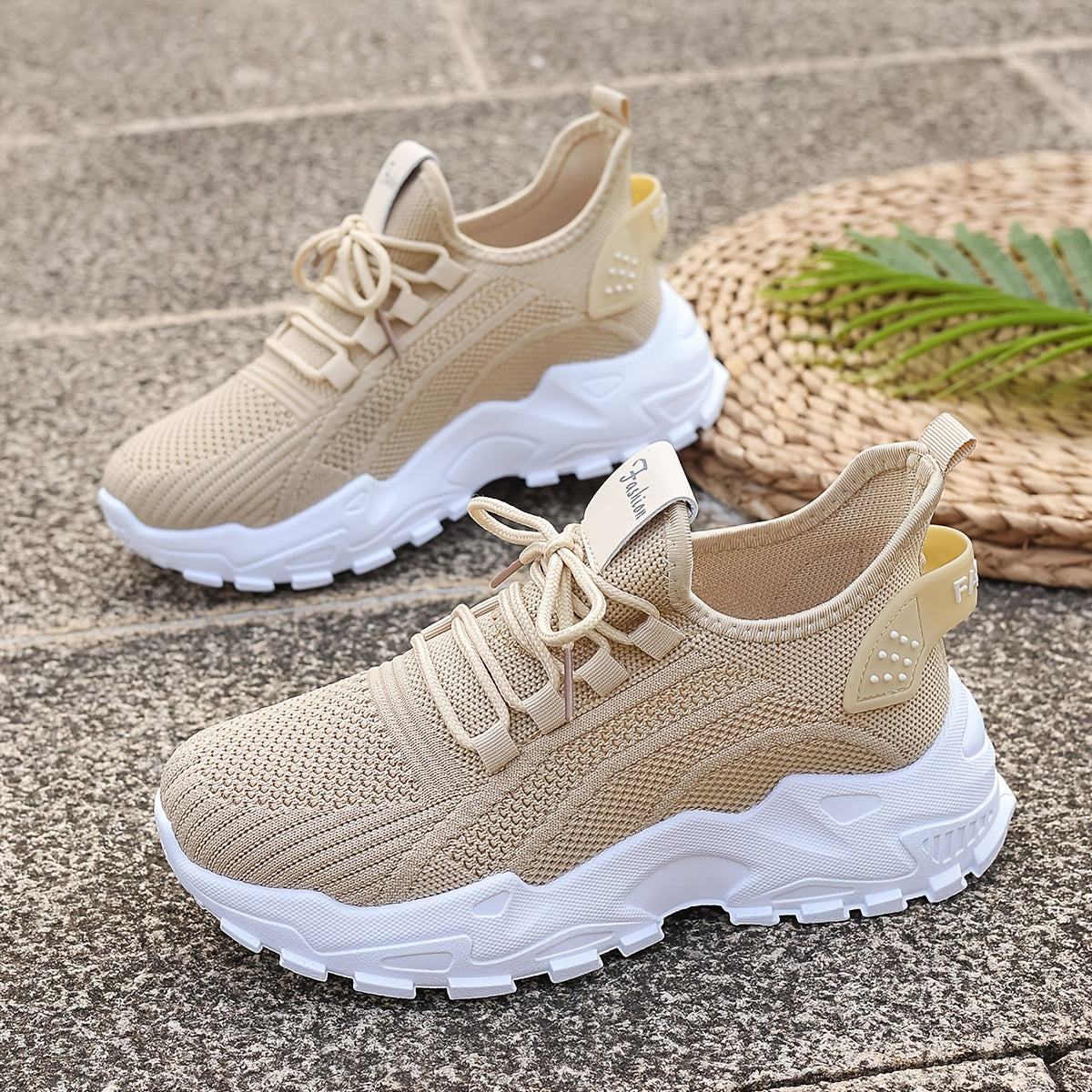 Women’s Breathable Knit Sneakers Lightweight Low-Top Running Shoes for All Seasons
