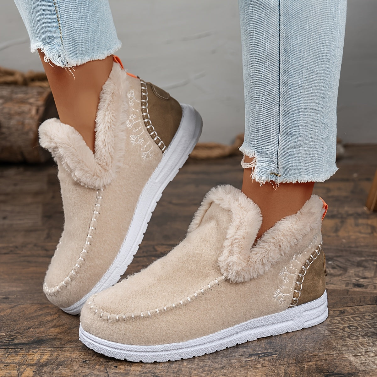 Women's Slip-On Winter Boots Cold Weather Plush-Lined Black Durable Traction