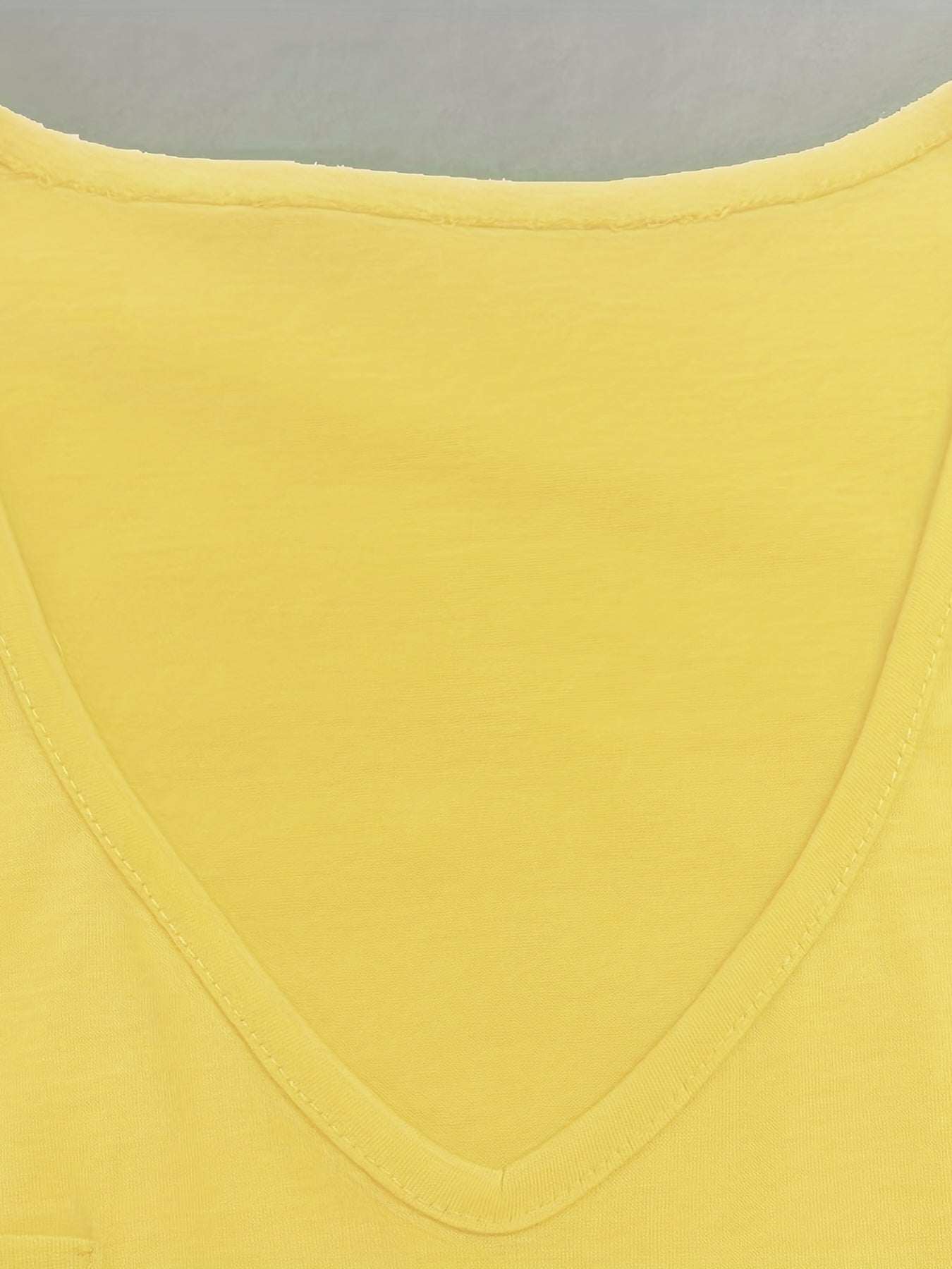 Women's Plus Size Basic Cotton Short Sleeve V-Neck T-Shirt