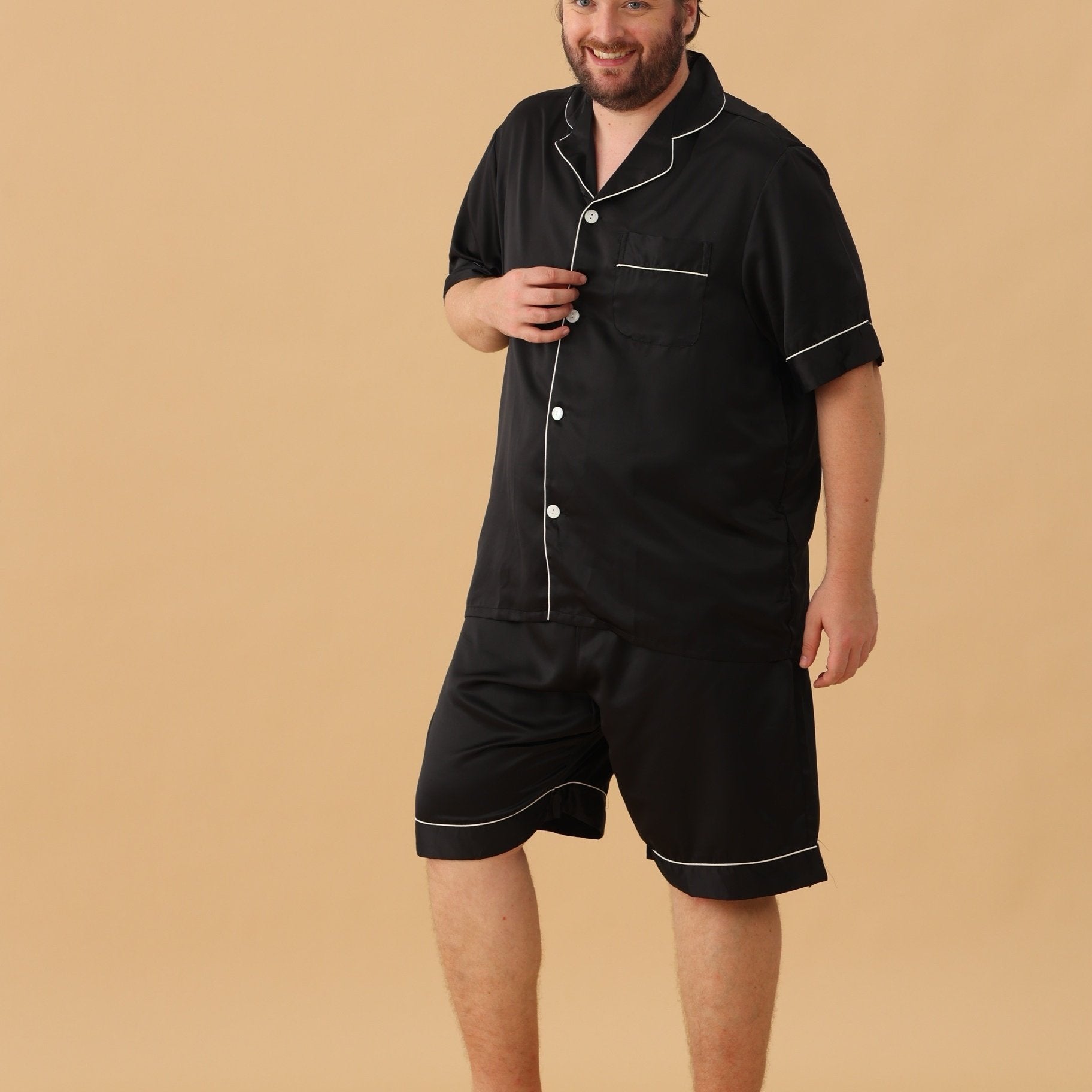 Plus Size Men's 2-Piece V-Neck Pajama Set Polyester Short Sleeve Shirt and Shorts