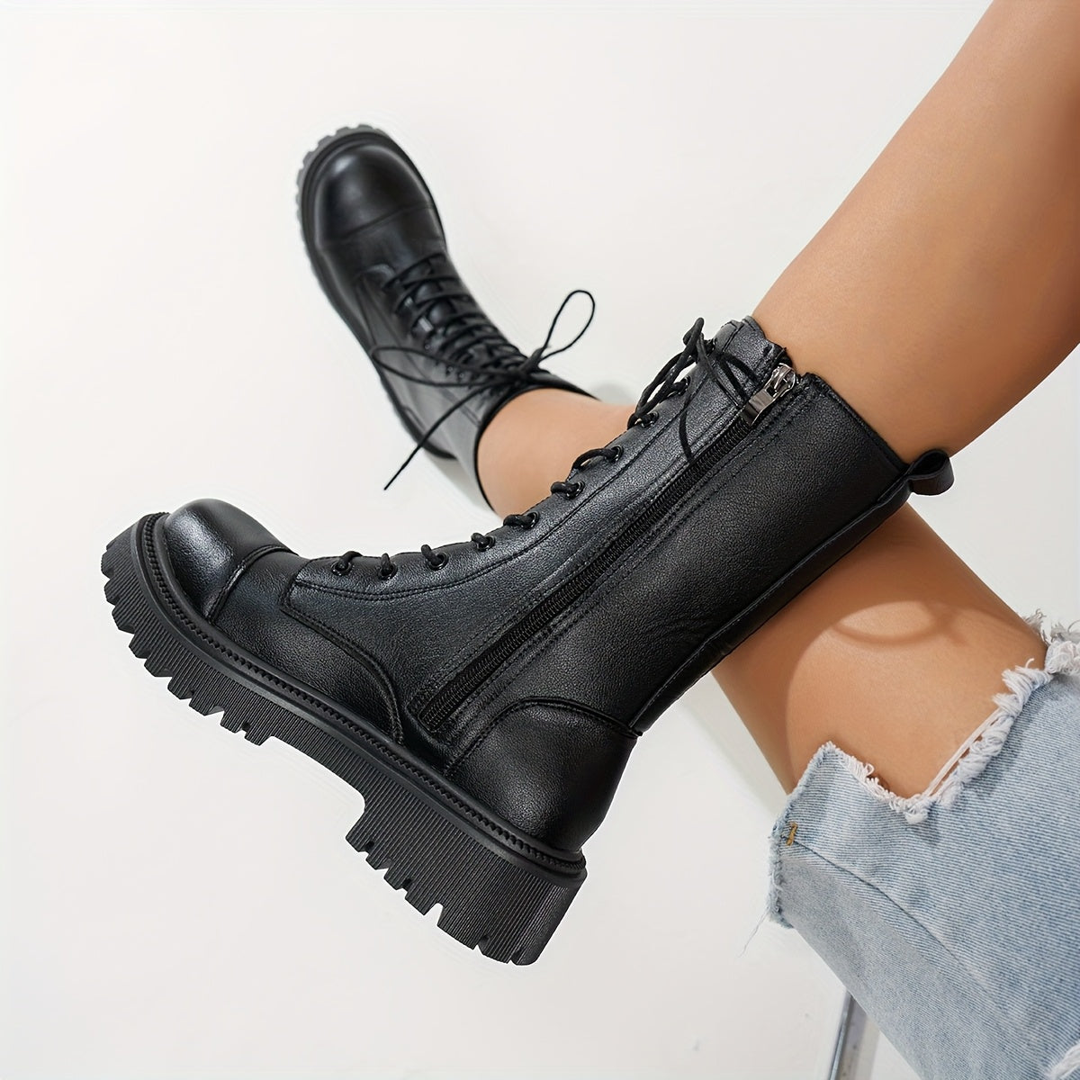 Women's Mid-Calf Thick-Sole Hiking Boots Black Winter Slip-Resistant Weatherproof