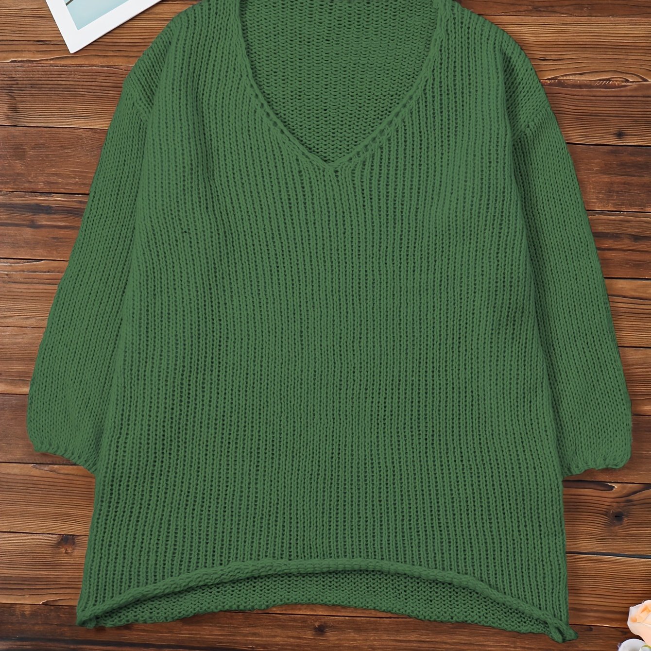 Women's Plus Size Casual V-Neck Oversized Sweater in Solid Color