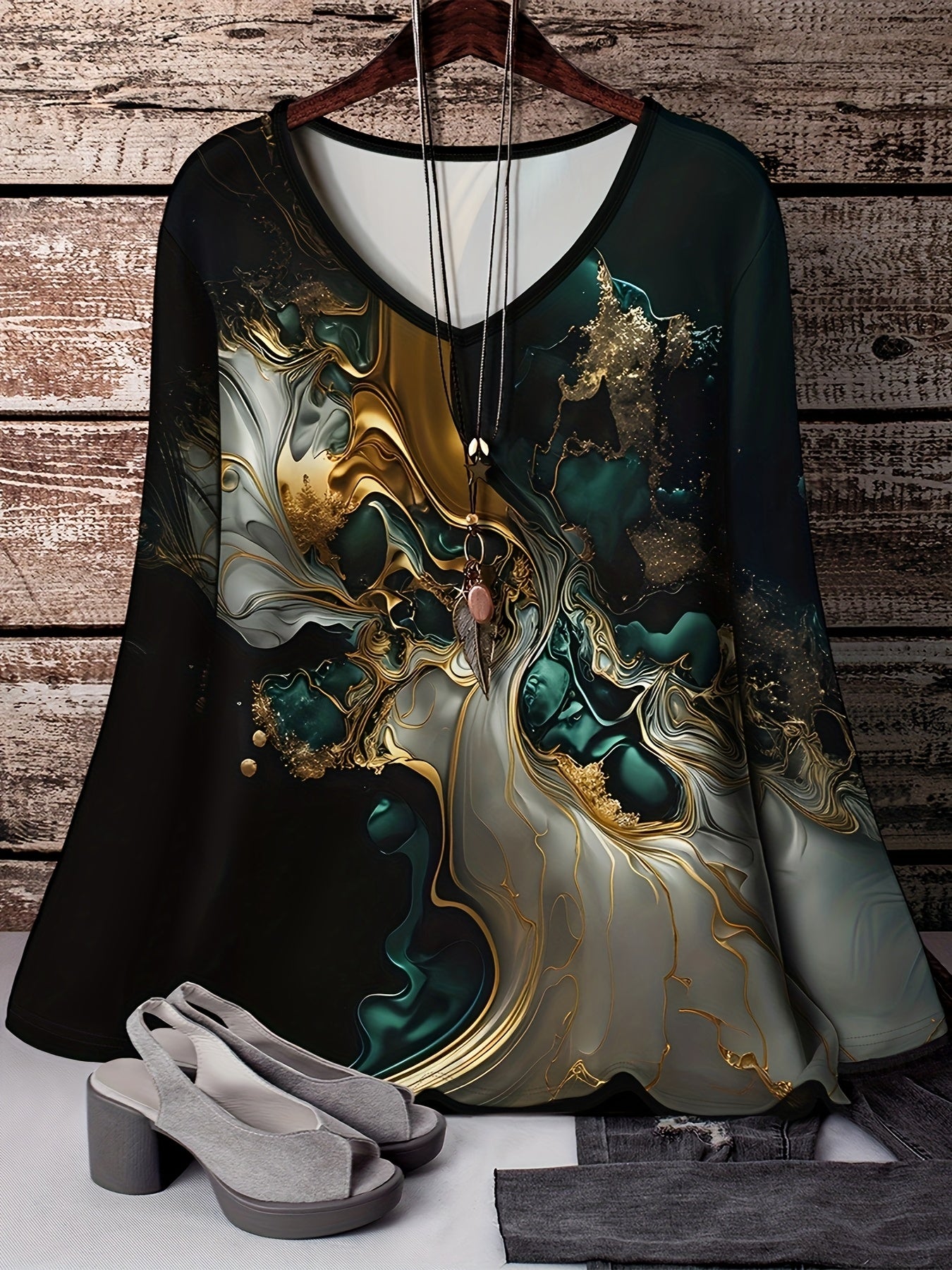 Women's Plus Size V-Neck T-Shirt All-Over Print Polyester Knit Long Sleeve