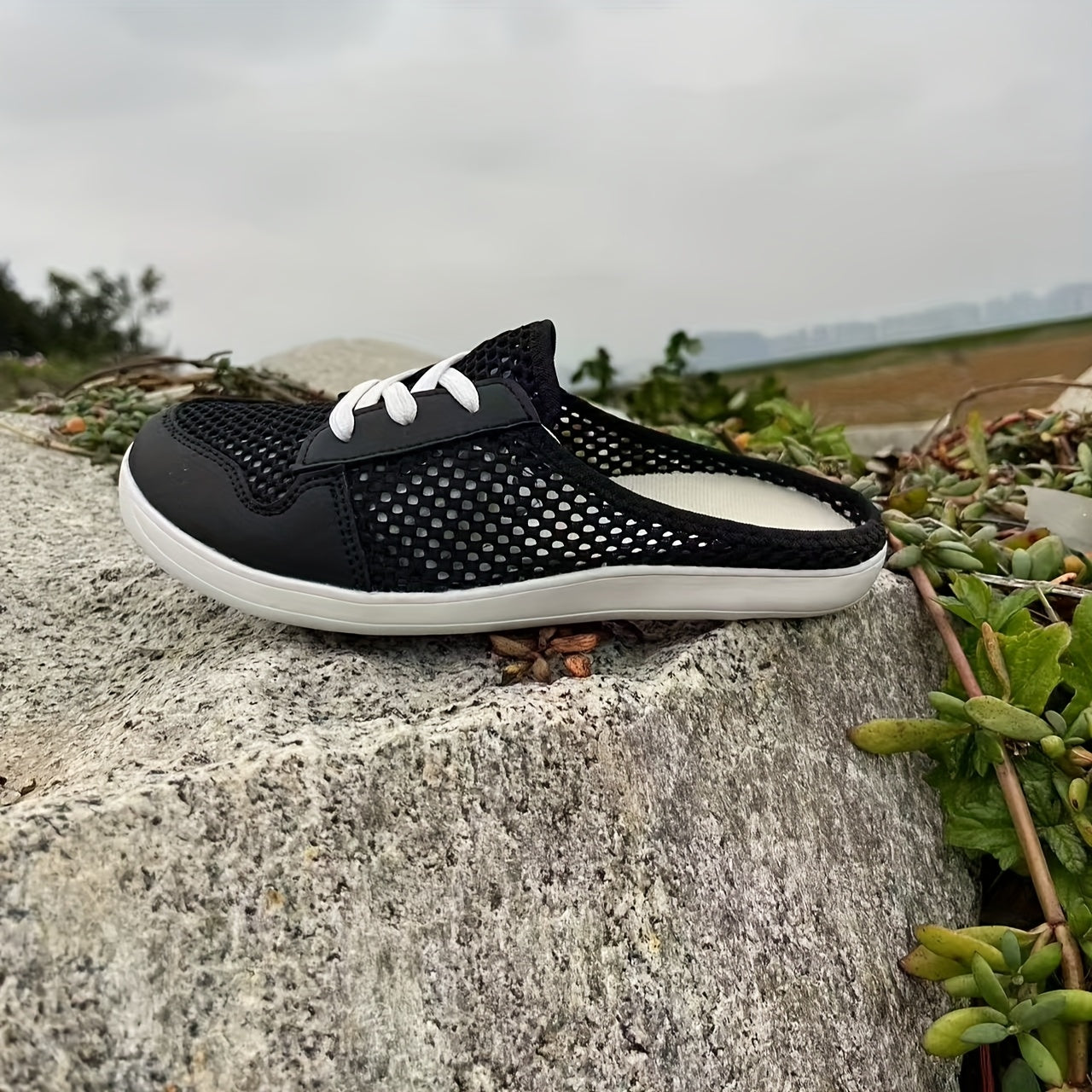 Women's Summer Flat Shoes Slip-On Comfortable Sandals for Beach and Vacation