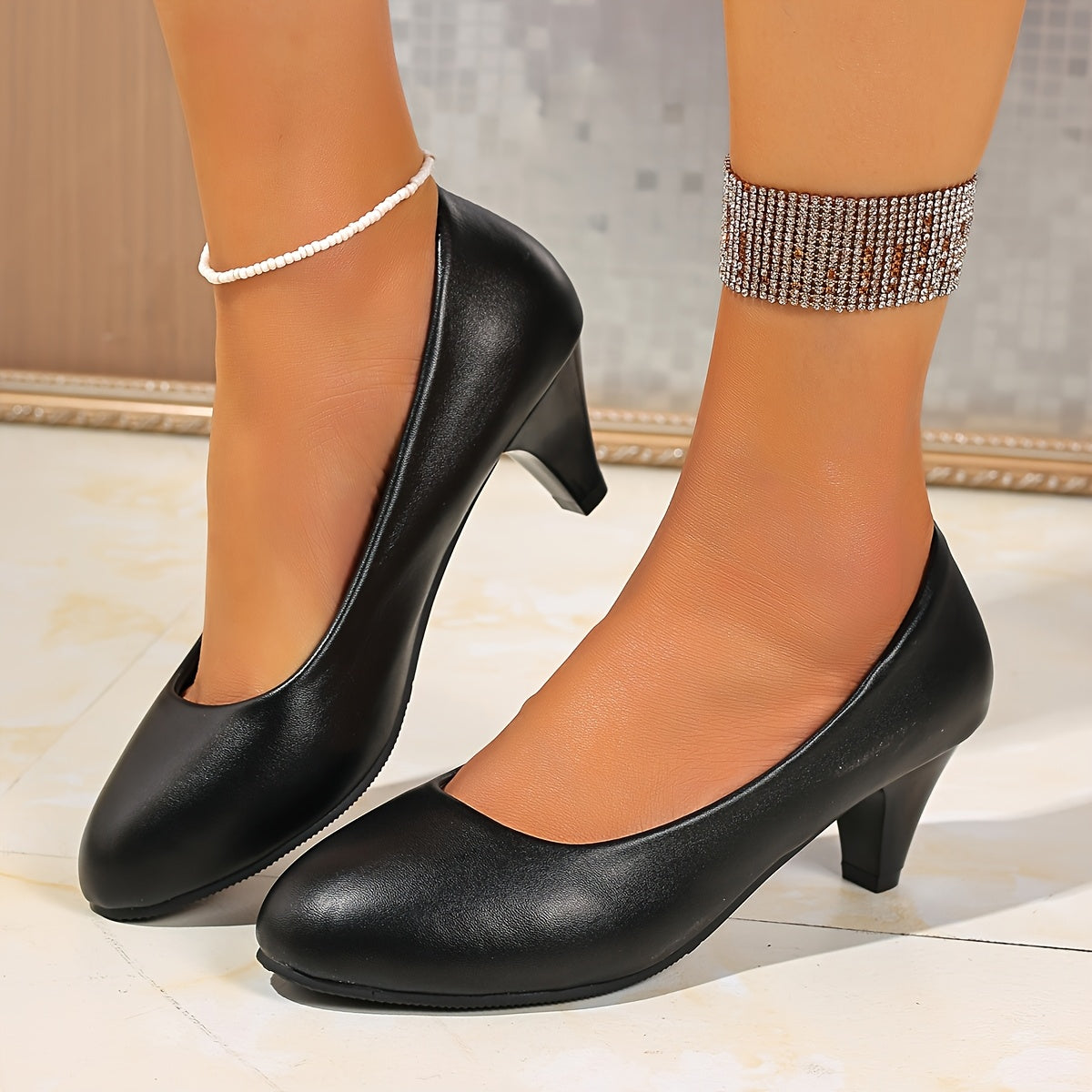 Women's Black High Heels Flare Fit Round Toe Thick Sole Pump