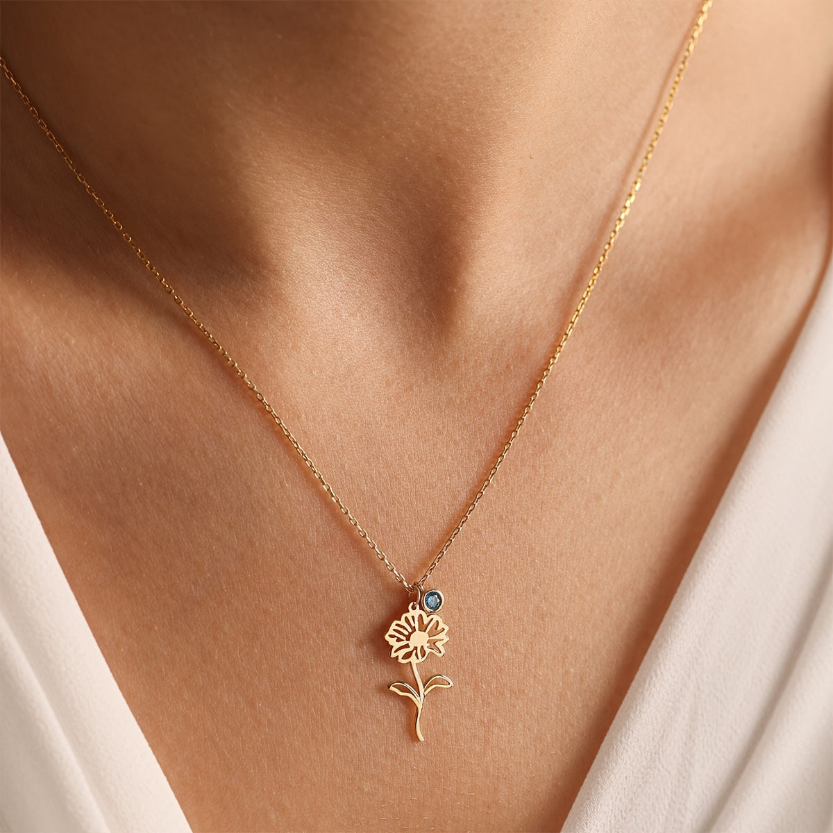 Birth Flower Necklace for Women 18K Gold Plated Stainless Steel Customizable with Birthstone