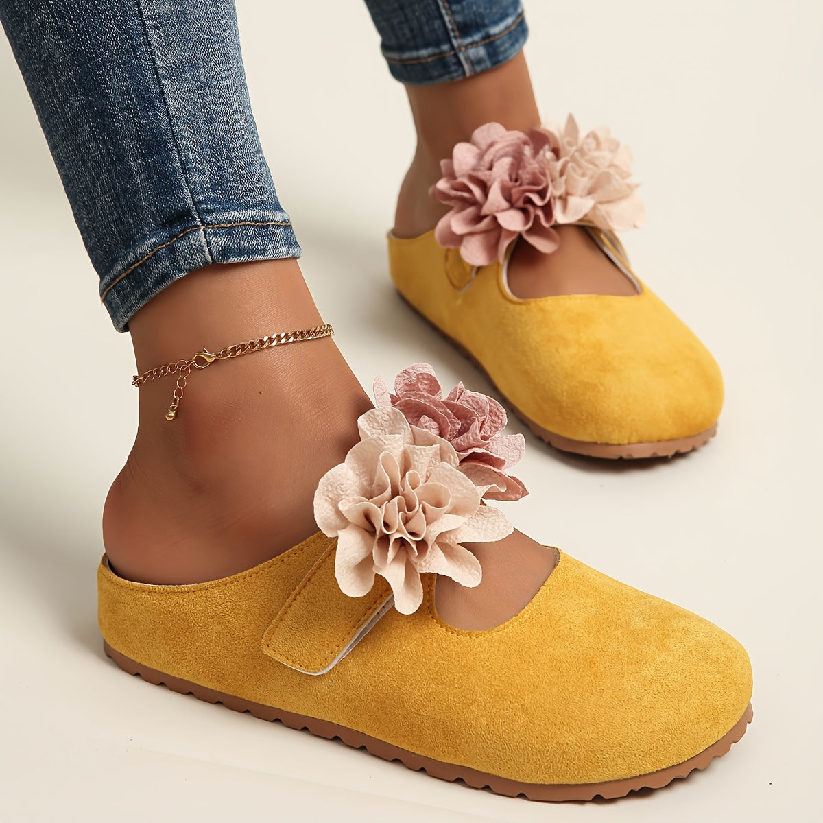 Women's Slip-On Mules with Floral Embellishments Soft Fabric Upper All-Season Casual Shoes