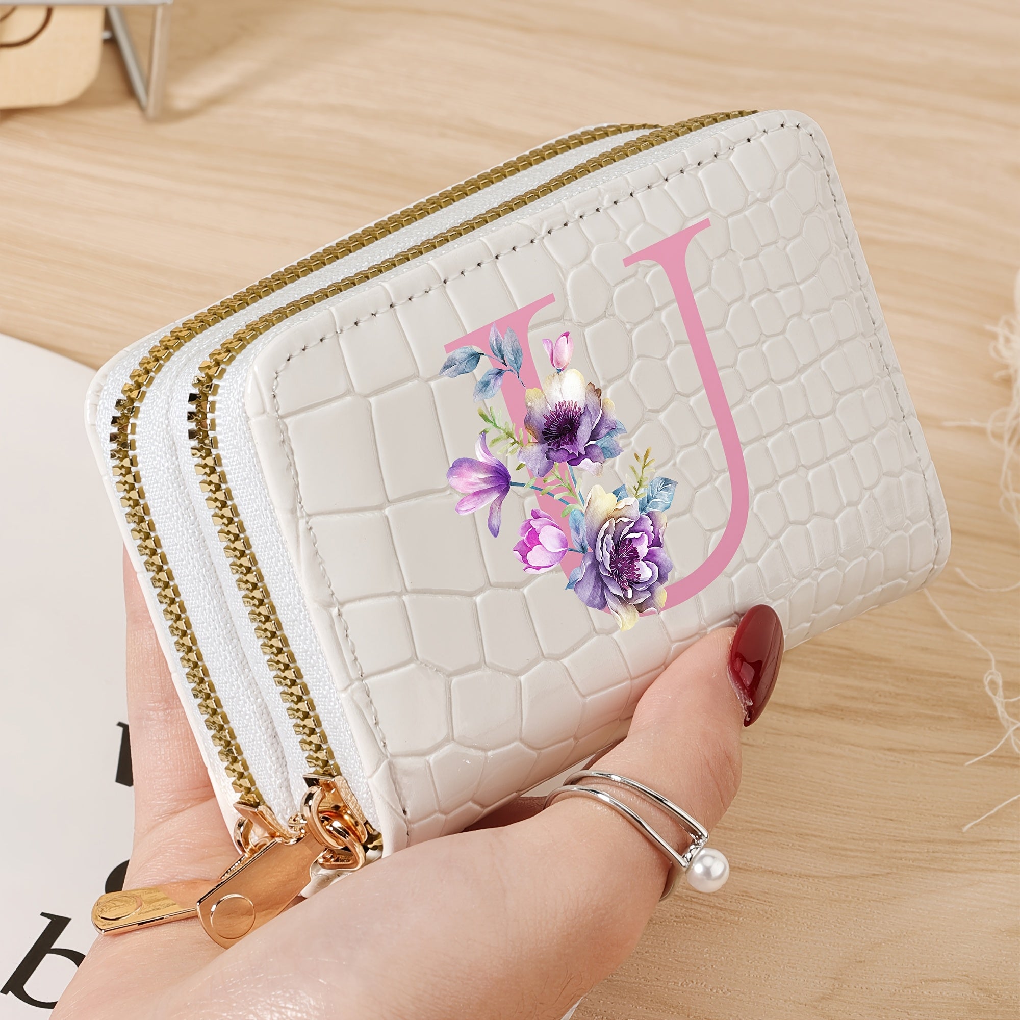 Стильный женский кошелек с крокодиловым узором и дизайном "P", сумка с двойной молнией черного, белого и розового цветов. Модная монетница для путешествий и повседневного использования, школьный аксессуар с текстурой.