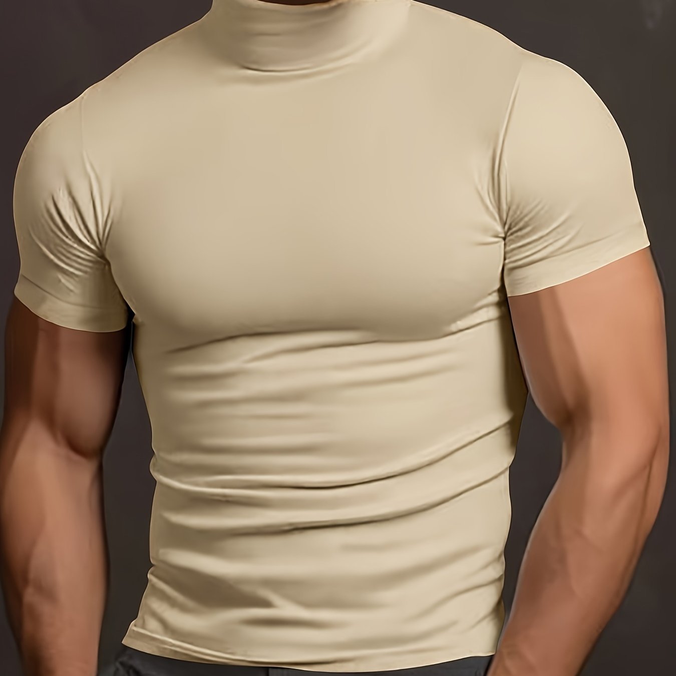 Camiseta deportiva de manga corta con cuello alto ajustado para hombre, ideal para verano y uso casual activo