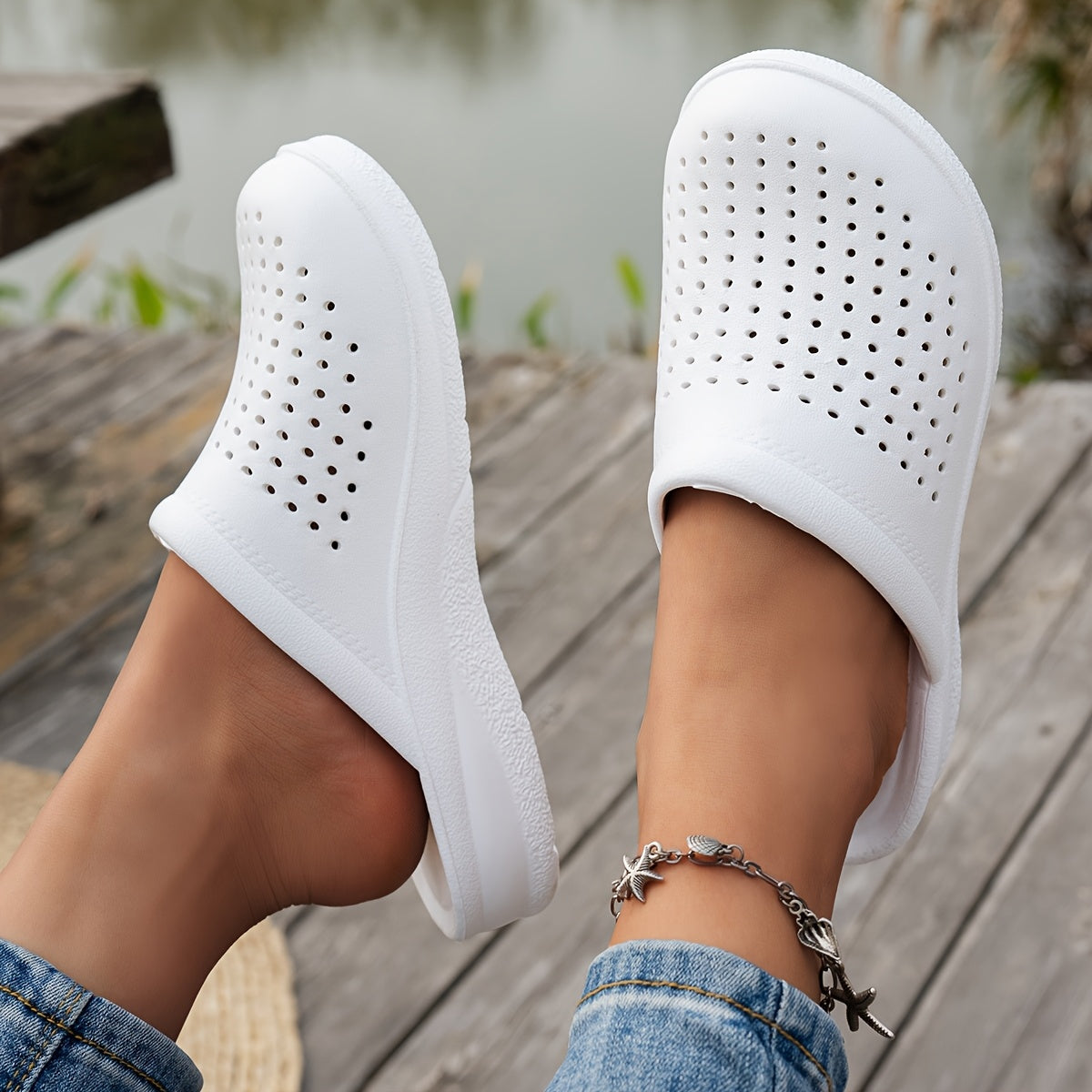 Unisex Black EVA Clogs Lightweight Non-Slip Summer Garden Shoes