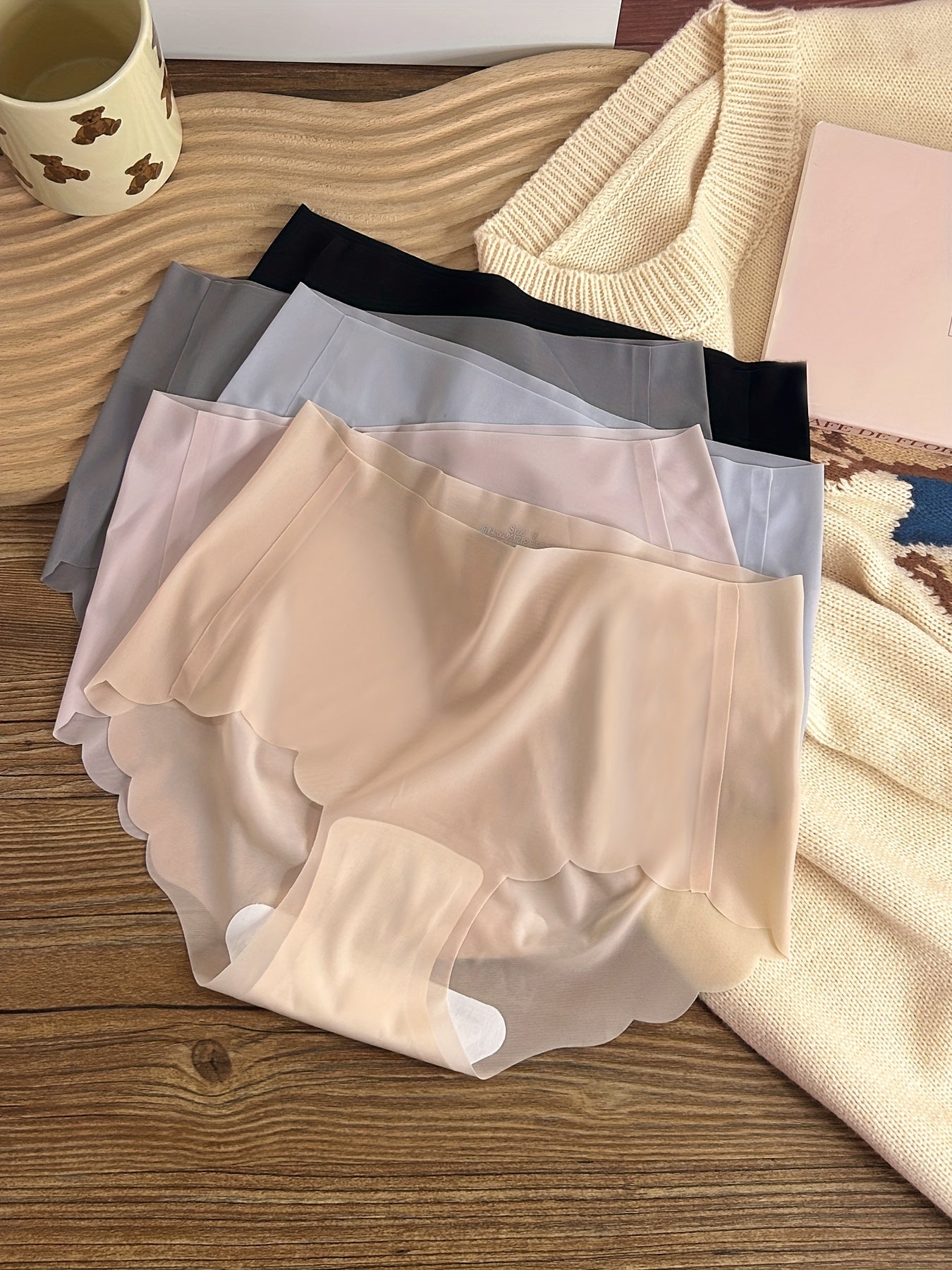 Women's Peach Butt-Lifting Quick-Drying Shorts Set, 5 Pieces, Mid Rise, Solid Color