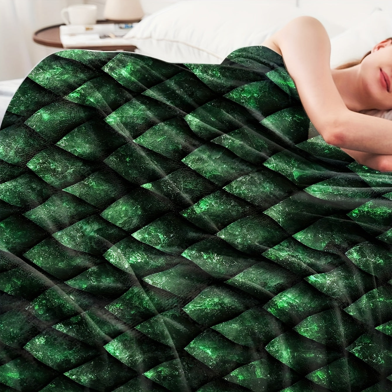 Green Dragon Print Flannel Throw Blanket Soft Cozy Versatile for Couch Bed Camping