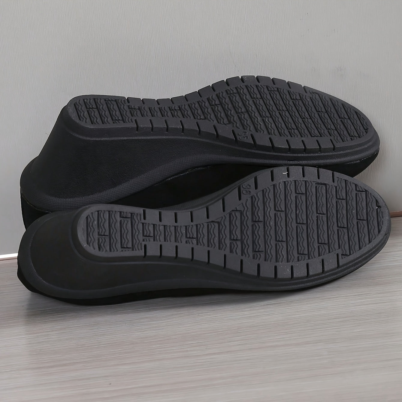 Women's Solid Color Trendy Pumps with Elastic Crisscross Bands and Wedge Sole