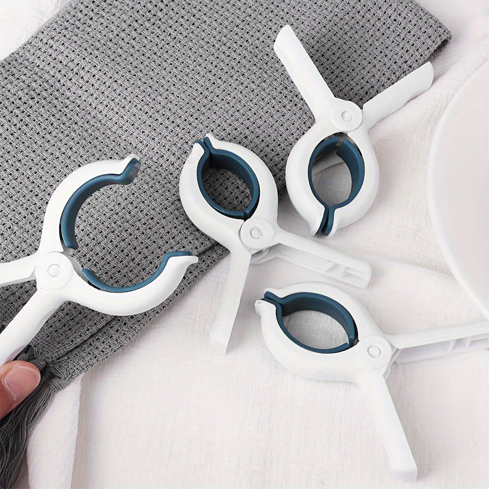 Heavy-Duty Plastic Clothes Pins Set for Towels, Clothes, and Blankets, 6 Pack