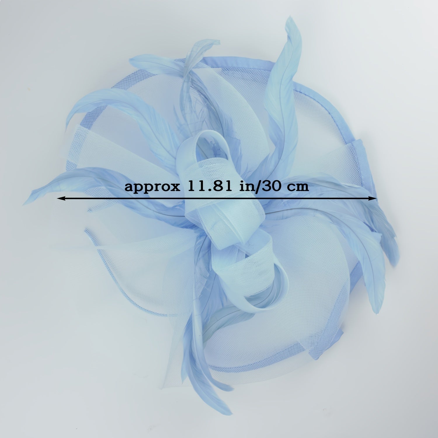 Стильные фасцинаторы с вуалью, перьями и бантом - идеально подходят для свадеб, выпускных, Кентукки Дерби и фотосессий - завершите свой образ модными аксессуарами для волос.