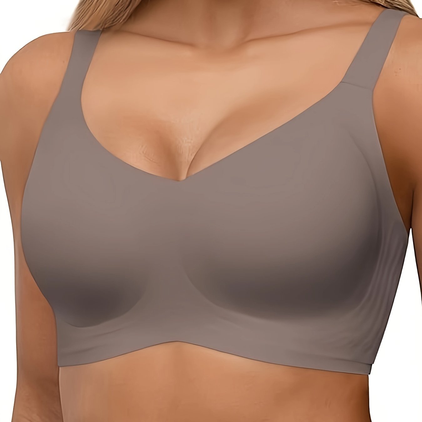 Plus Size Seamless Wireless Full Coverage Bra for Women in Solid Polyamide