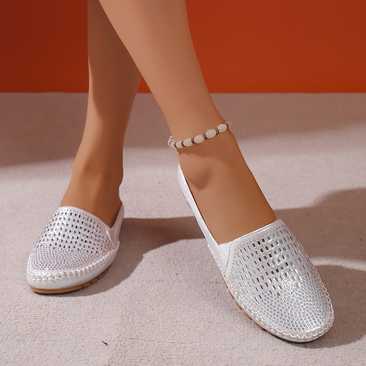 Women's Casual Outdoor Slippers Lightweight Flat Shoes with Sequin Details