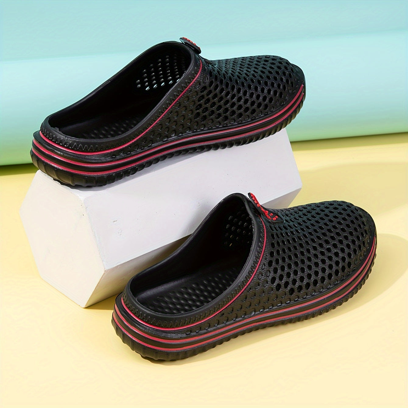 Women's Solid Color Clogs Casual Garden Slip-On Beach Shoes