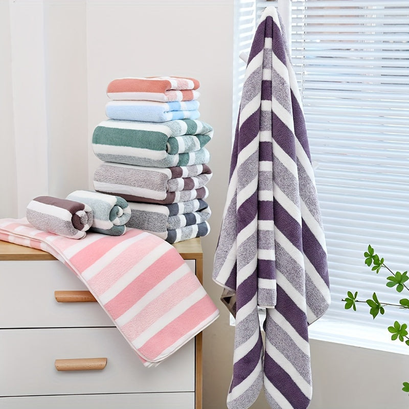 4-Piece Coral Fleece Towel Set Geometric Pattern Quick-Drying Absorbent Bathroom Essentials