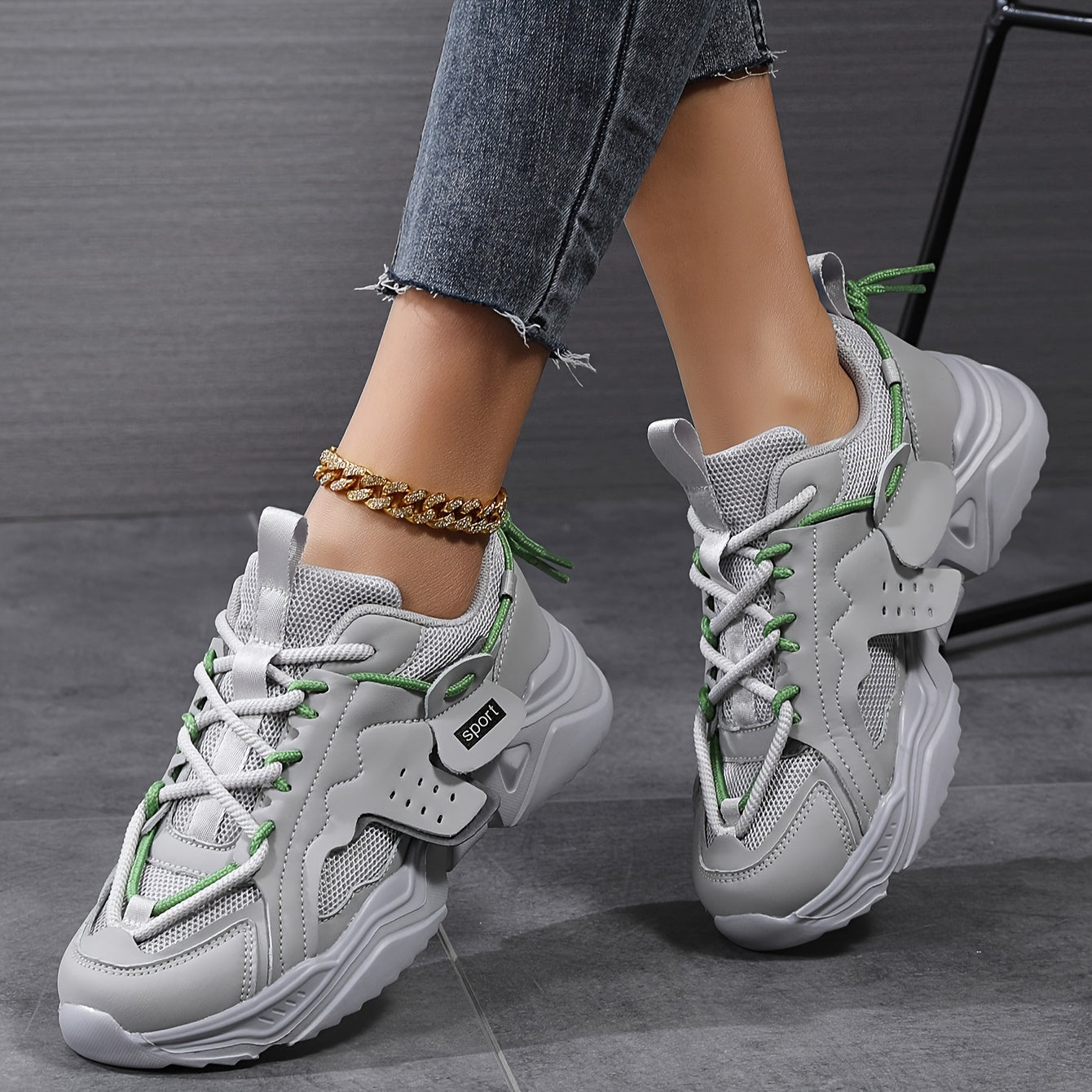 Women's Mesh Running Shoes Breathable Lightweight Walking Sneakers