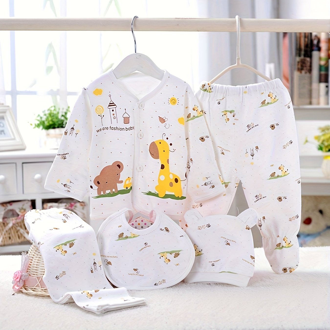 Newborn Baby 5-Piece Cotton Outfit Set with Cartoon Designs for Infants