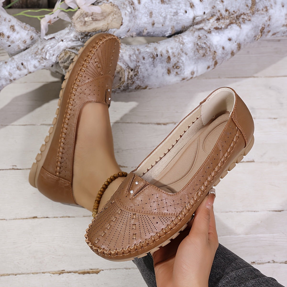 Plus Size Women's Slip-On Rhinestone Ballet Flats Breathable PU Round Toe