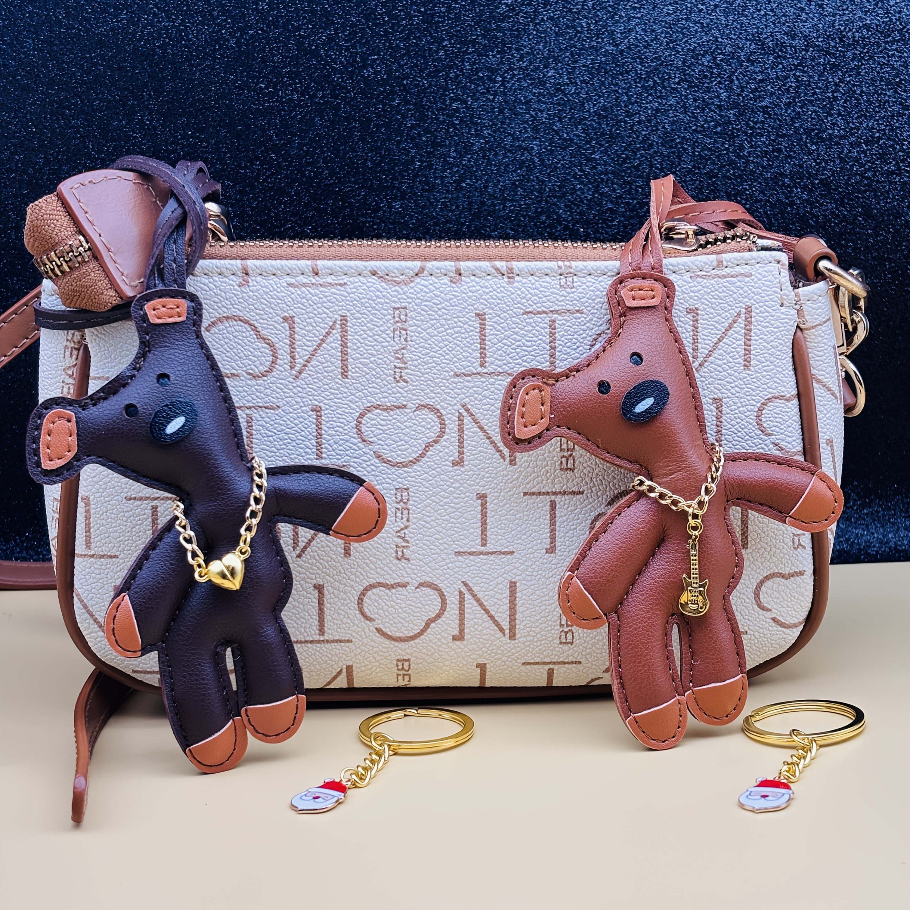 High-Quality Faux Leather Music Bear Keychain for Bags Phones Cars Gift