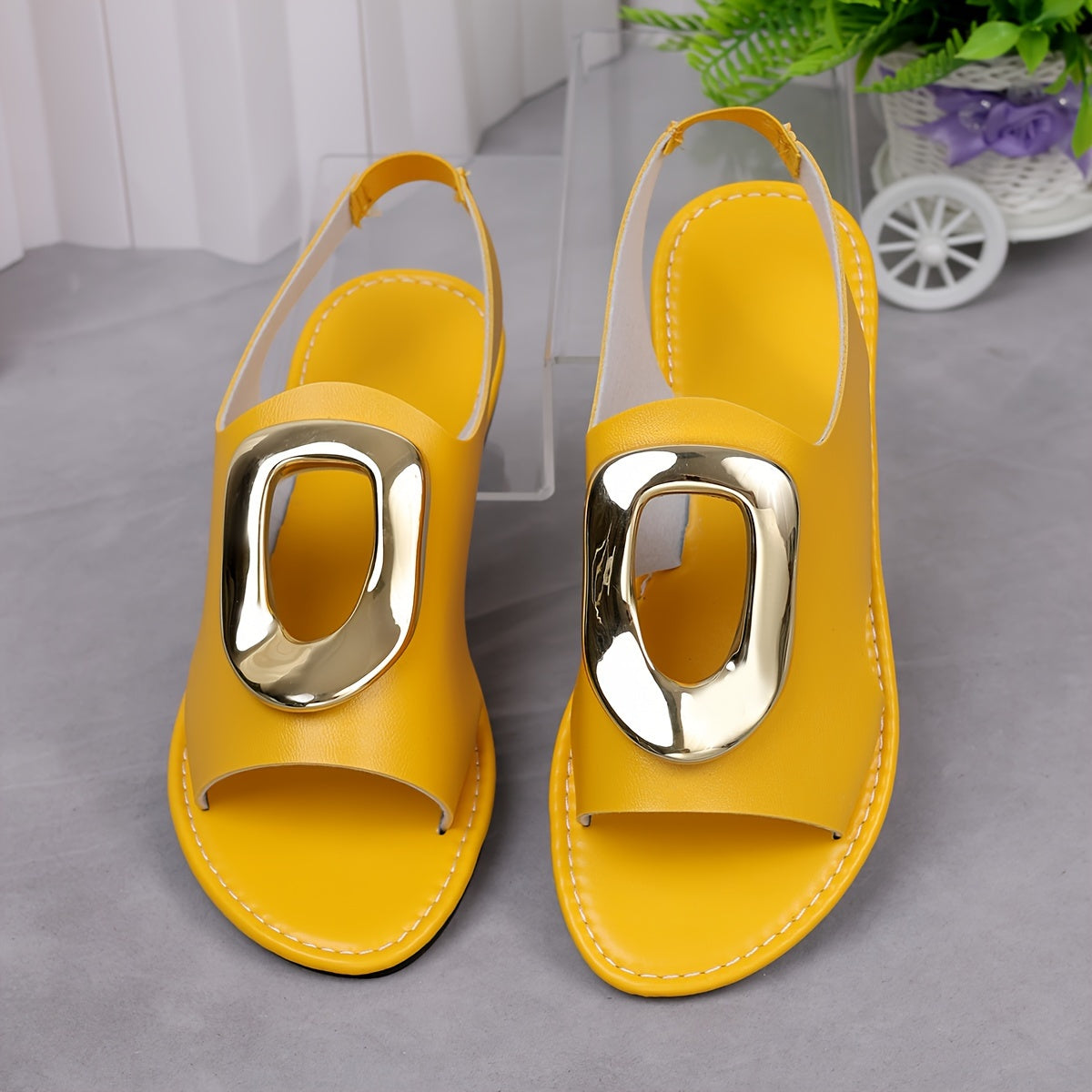 Lightweight Solid Color Sandals with Metallic Buckle Ankle Strap for Women