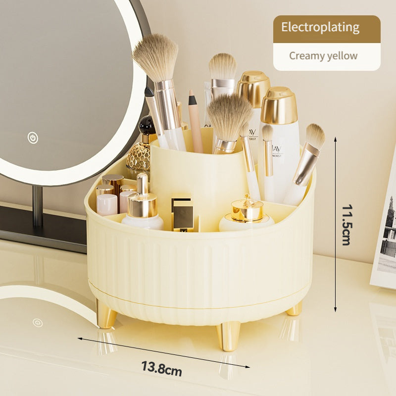 Zamonaviy minimalist ish stoli makiyaj tashkilotchisi 360° aylanishi bilan katta sig'imga ega, 3 rang tanlovi va mustahkam oltin asosga ega. 7 ta katta joy bilan lab bo'yog'lari, losonlar, qalamlar va cho'tkalarni ushlab turadi.