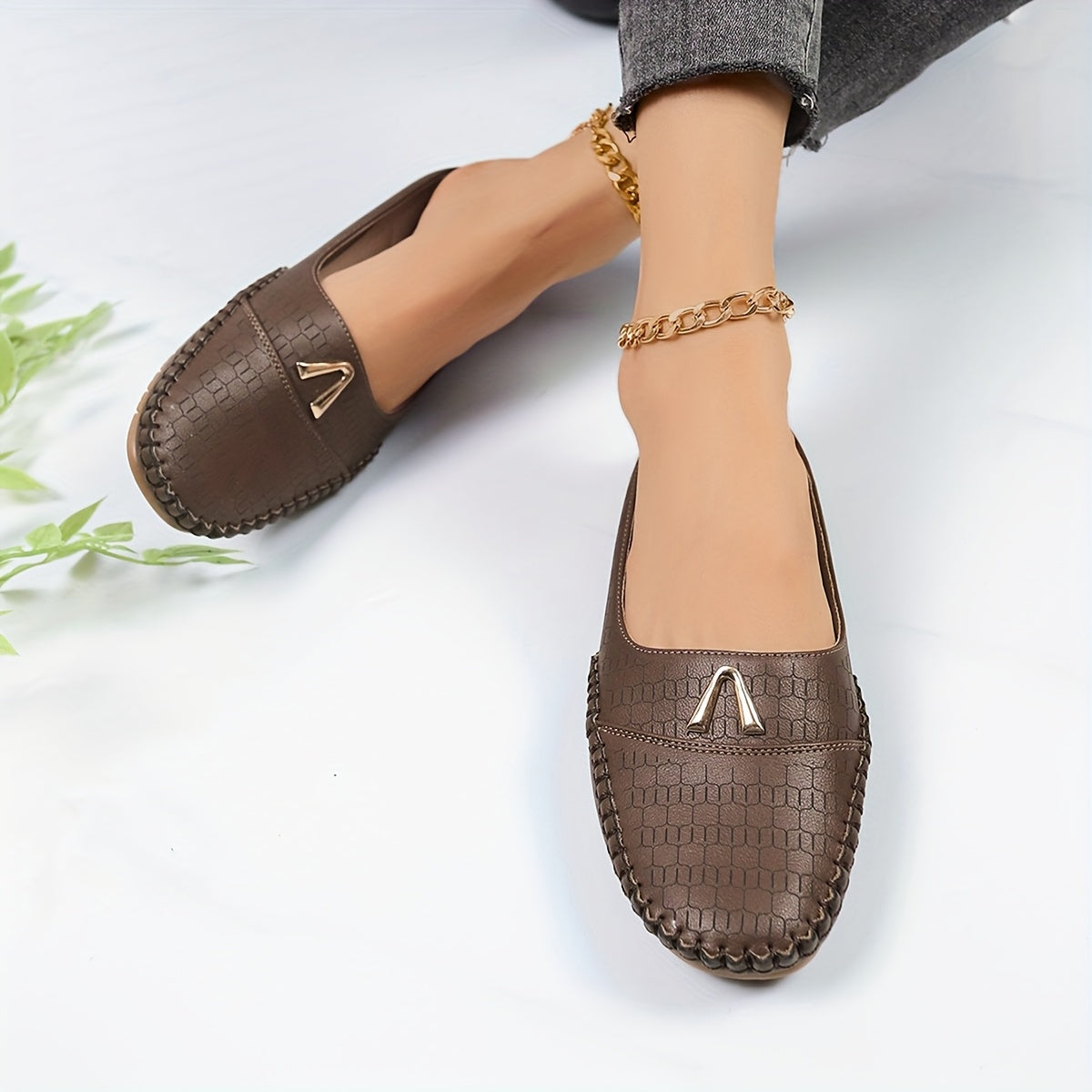 Women's Slip-On Mules Lightweight Flat Shoes with Metal Buckle