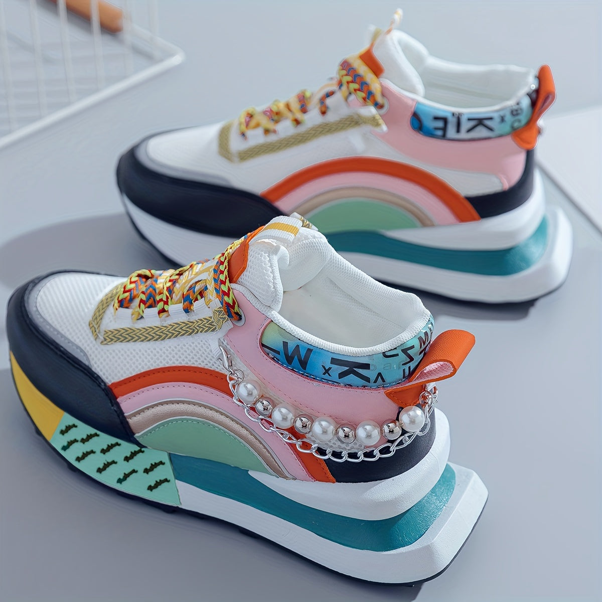 Women's Sneakers with Sparkling Bead Chain Breathable Mesh Lace-Up All-Season Mid Top