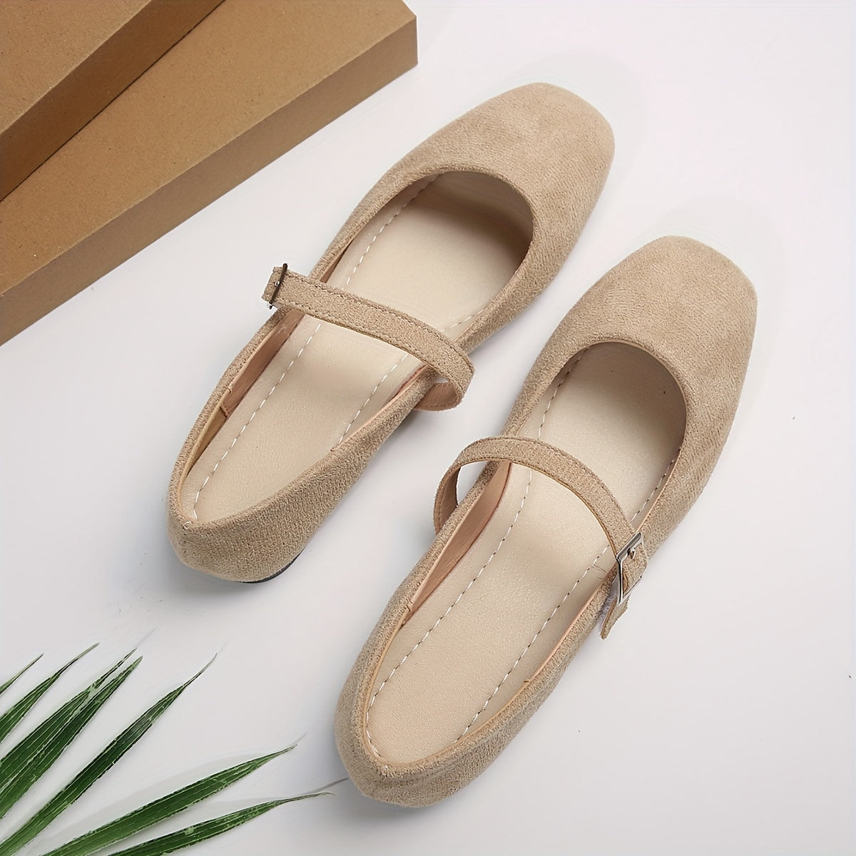 Women's Flat Shoes with Square Toe Buckle Strap Solid Color Spring Comfort