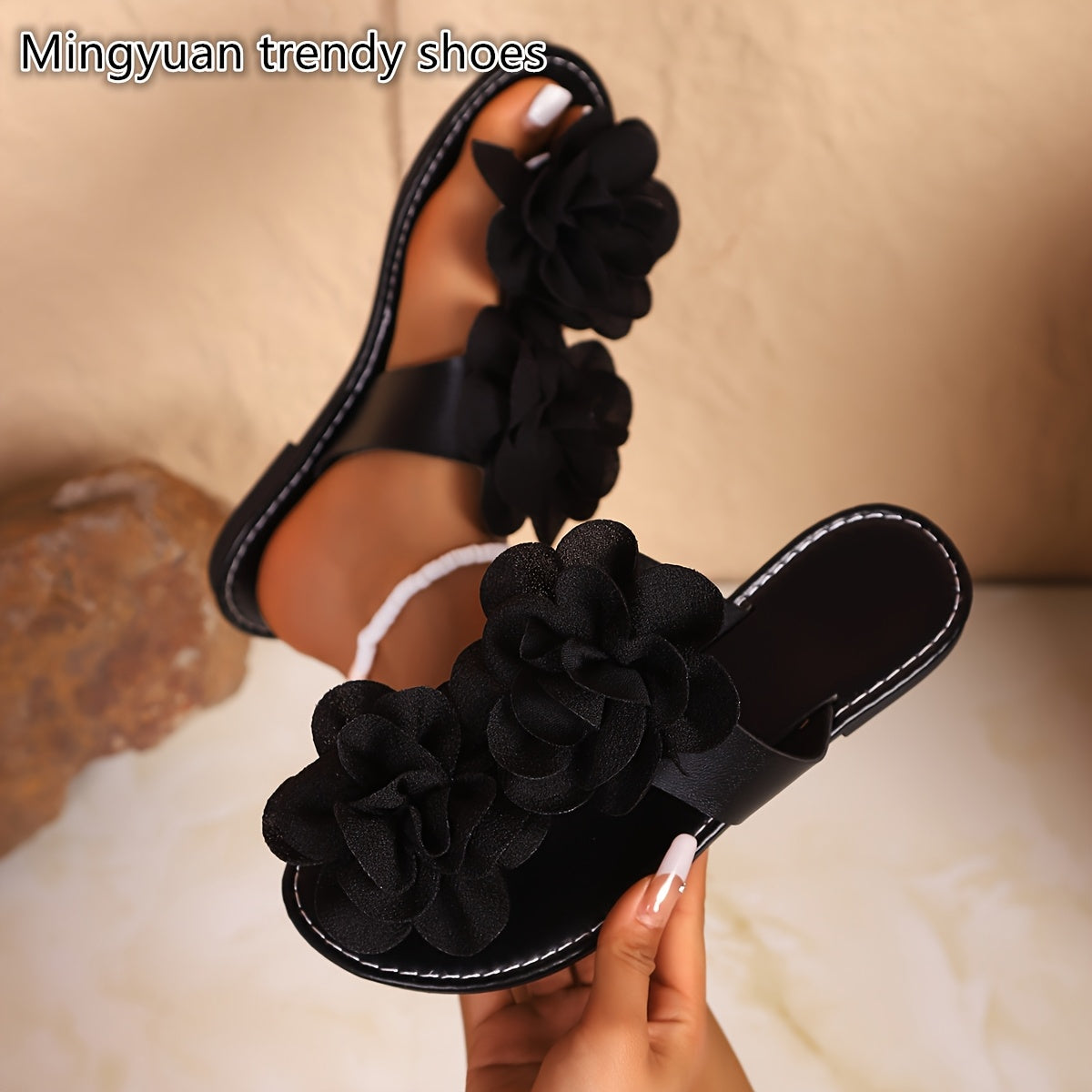 Women’s Floral Flat Slippers Non-Slip Summer Beach Shoes for Casual and Outings