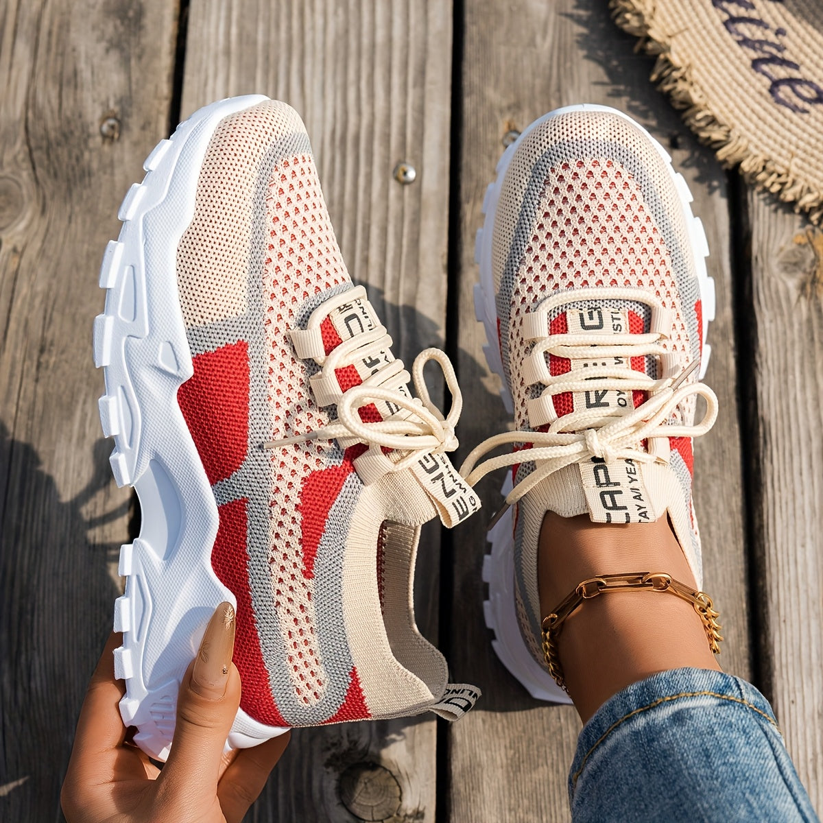 Women’s Athletic Sneakers Breathable Mesh Low-Top Casual Shoes