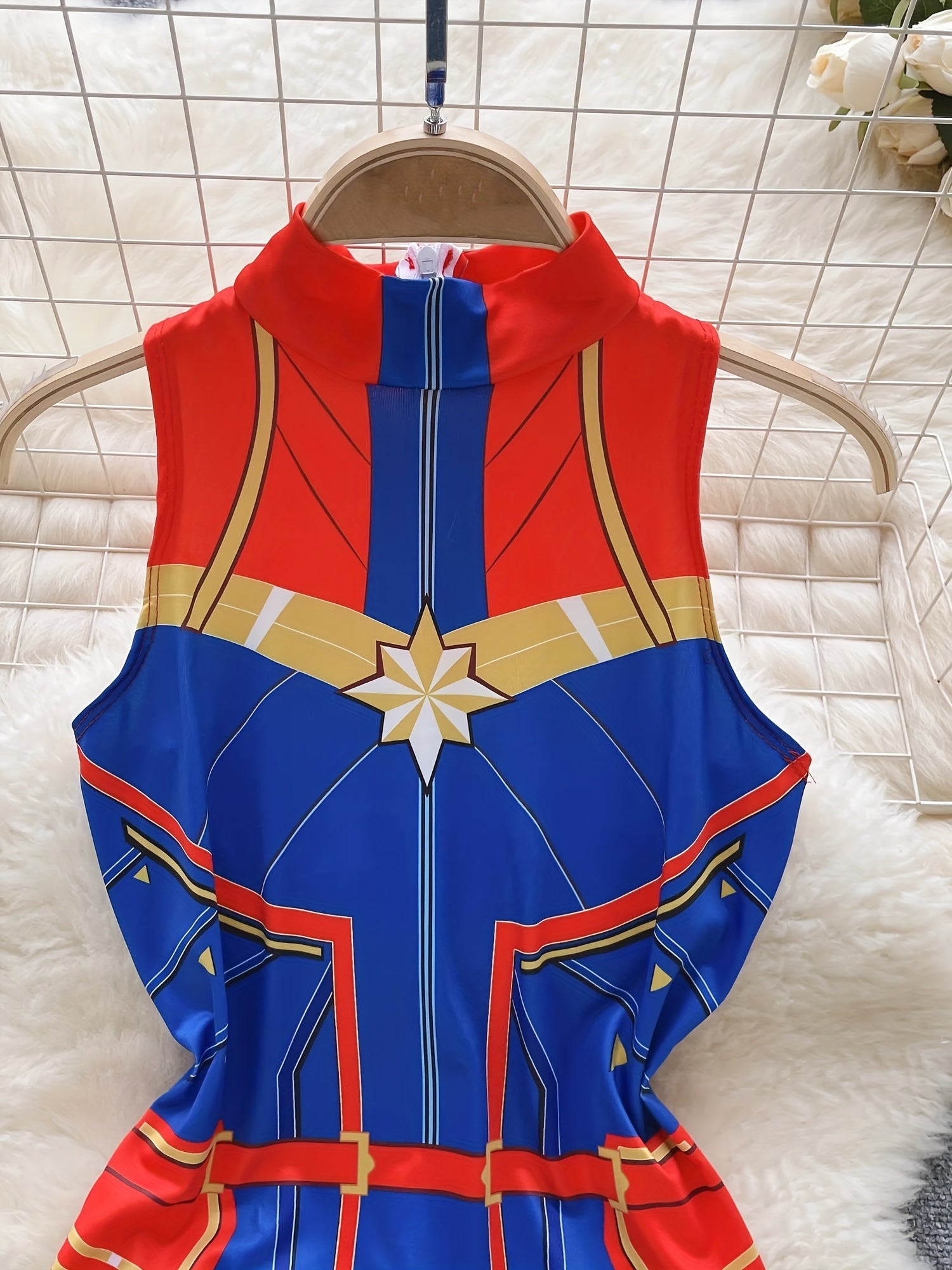 Сексуальный безрукавный костюм для косплея с озорными анимационными персонажами