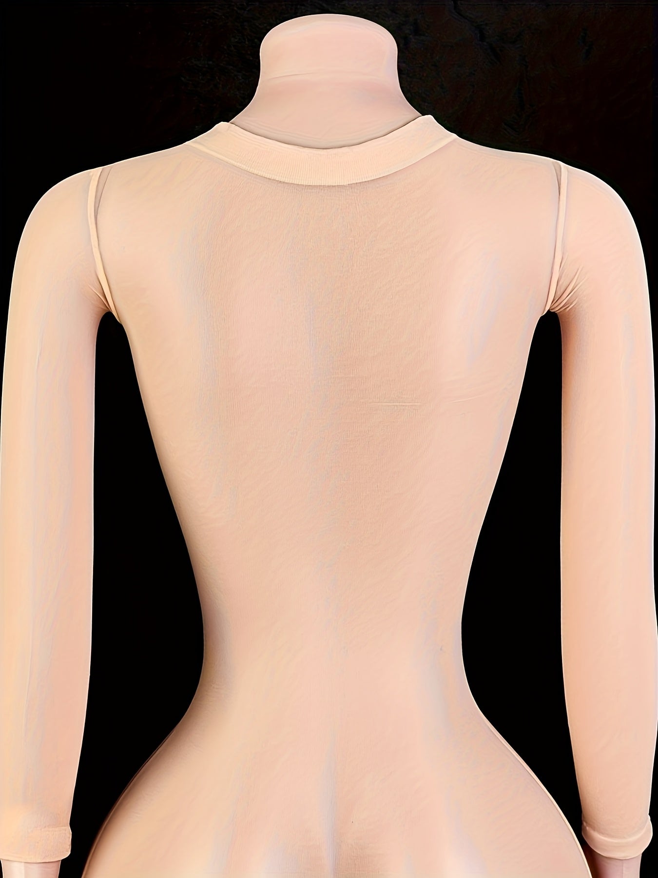 Ayollar uchun shaffof paypoqlar bodysuit, baliq to'rli dizayn va qorin kesimi bilan, teddy ichki kiyimlarini ko'rsatadi.