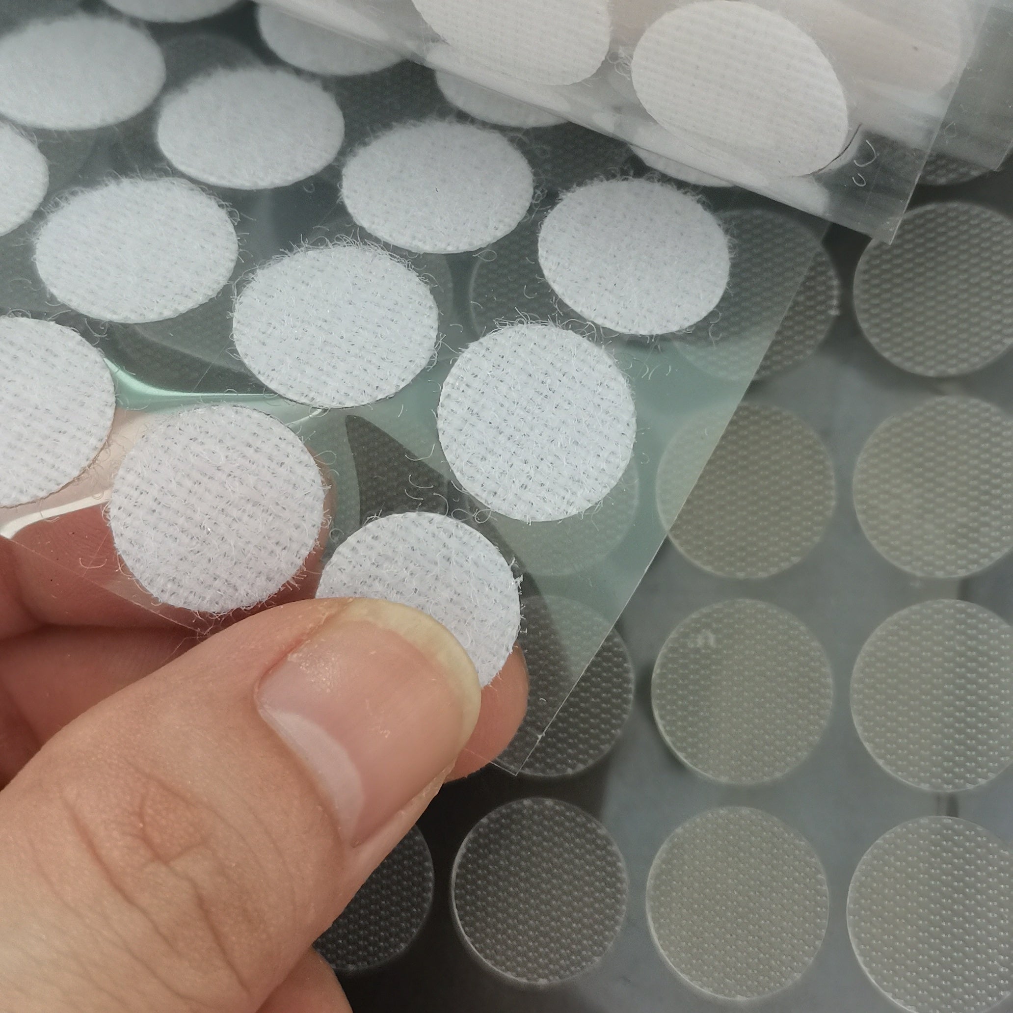 1000pcs Transparent Magic Stickers 1.5cm Diameter for DIY Crafts School Home Office