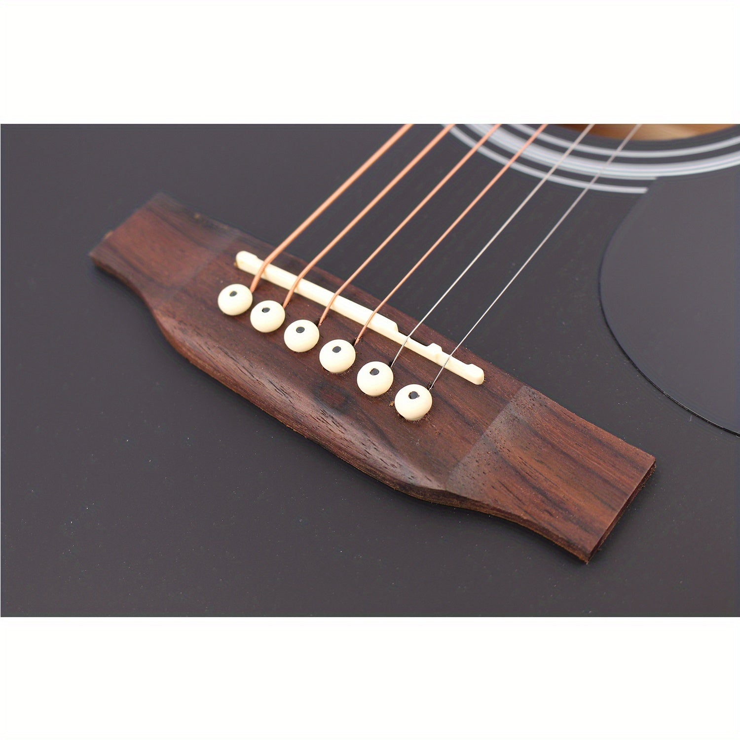 41 dyuymli barcha mahogany folk akustik gitara, mat finish bilan yopilgan tunerlar, gilos daraxti ko'prigi, gig sumkasi, picklar va kamar bilan.